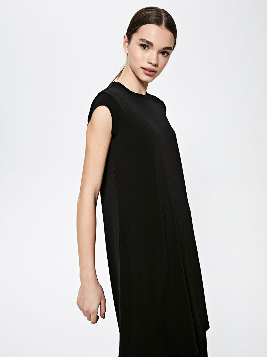 Crew Neck Straight Short Sleeve Crepe Woman Tunic-3