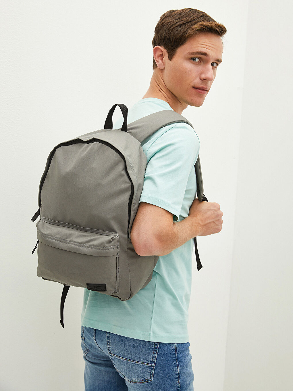 Gri Etiket Detaylı Erkek Sırt Çantası-1