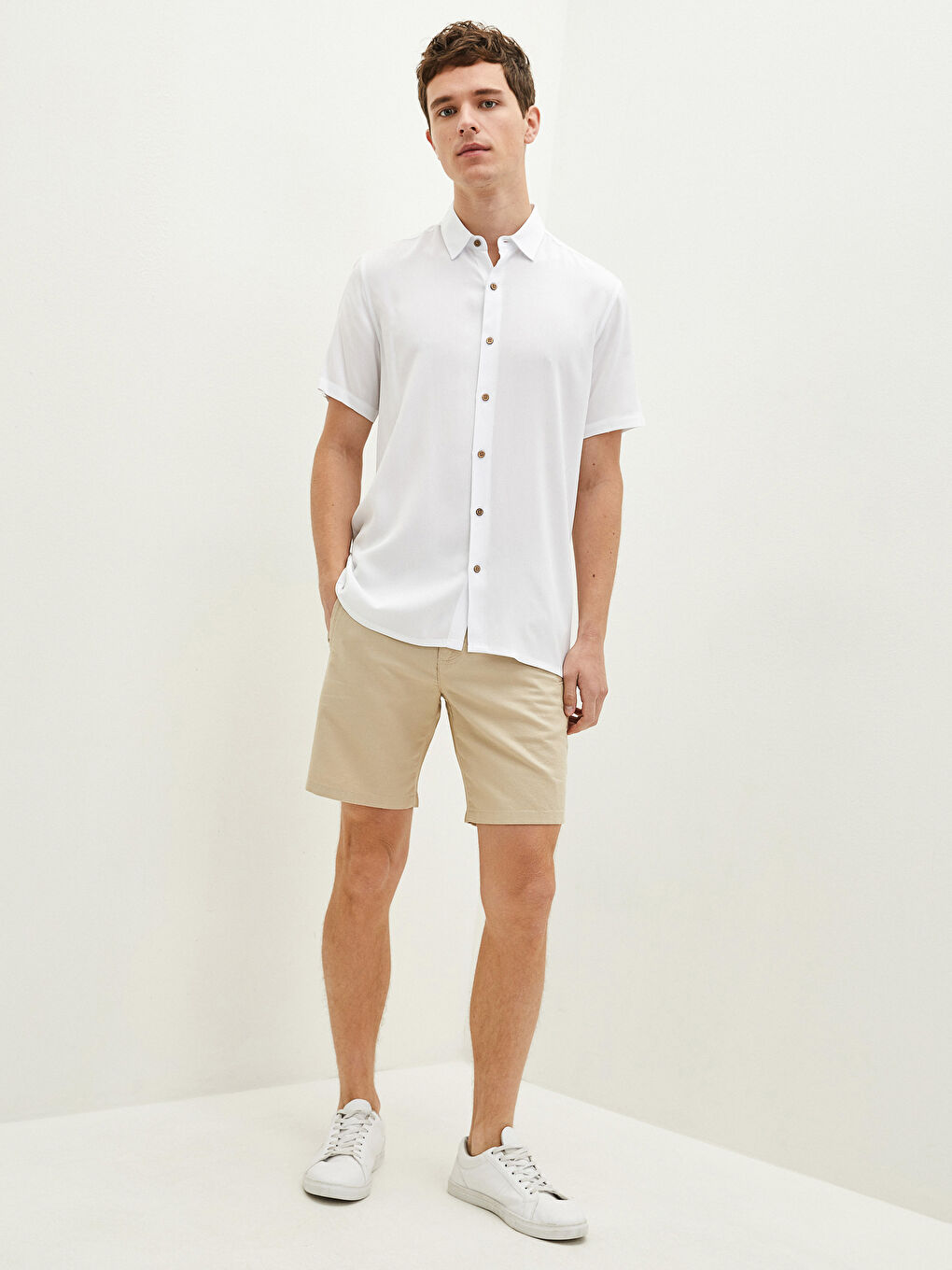 Beyaz Oversize Resort Yaka Kısa Kollu Poplin Erkek Gömlek-1