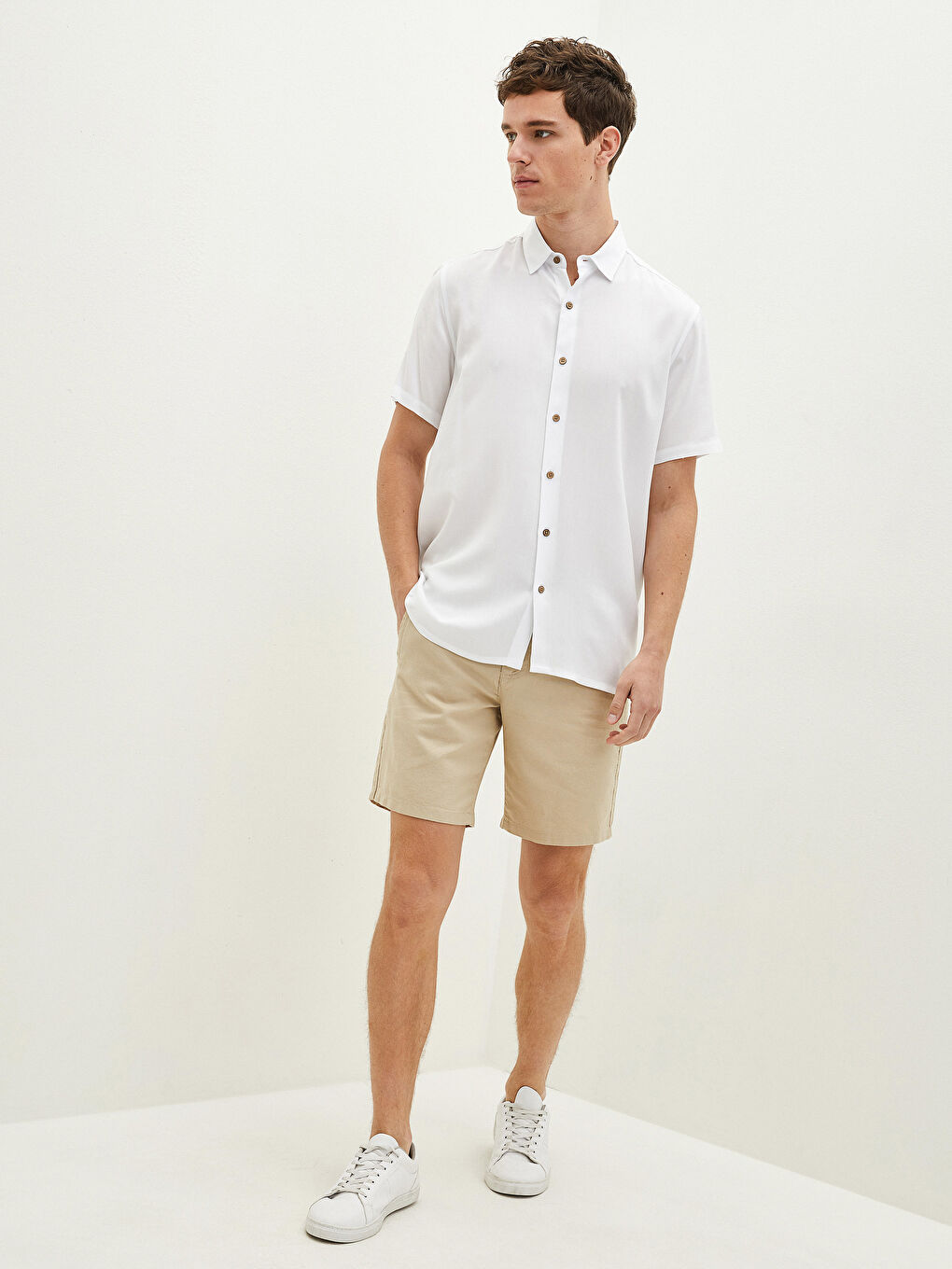 Beyaz Oversize Resort Yaka Kısa Kollu Poplin Erkek Gömlek-2