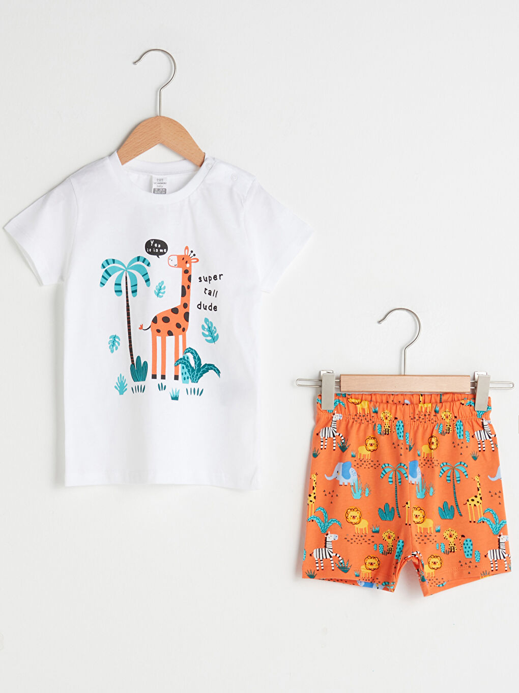 Beyaz Bisiklet Yaka Kısa Kol Baskılı Pamuklu Erkek Bebek Pijama Takımı