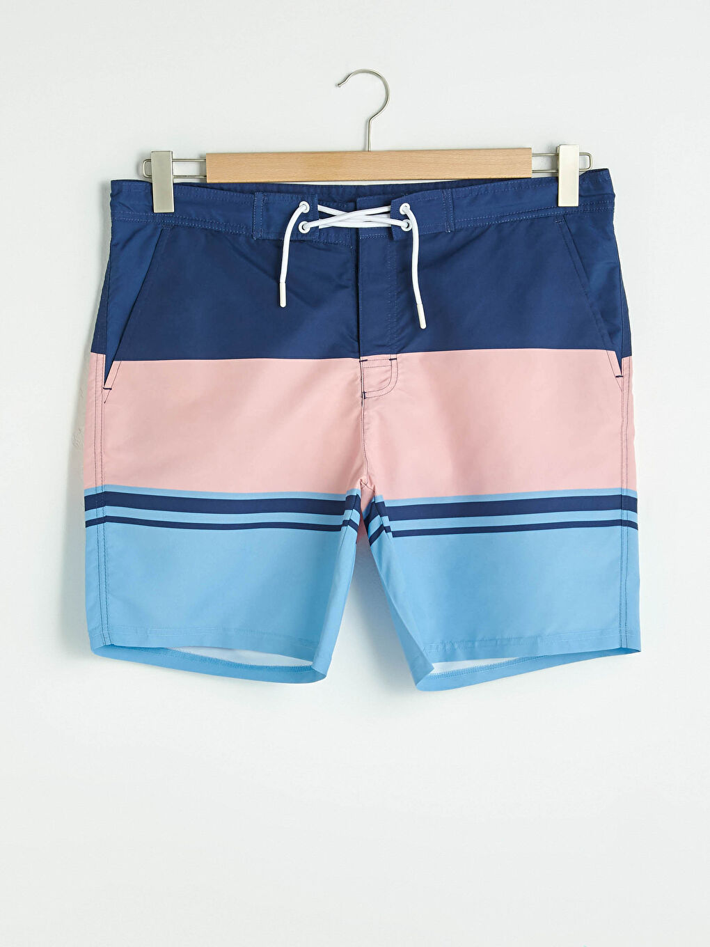 شورت سباحة رجالي بطول الركبة بنمط كتل الألوان-7