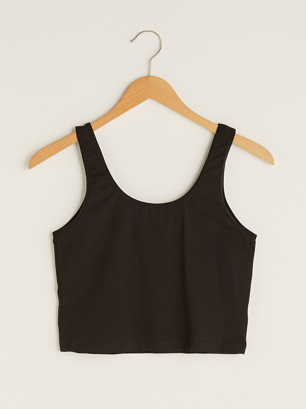 Siyah U Yaka Düz Askılı Crop Kadın Atlet-6