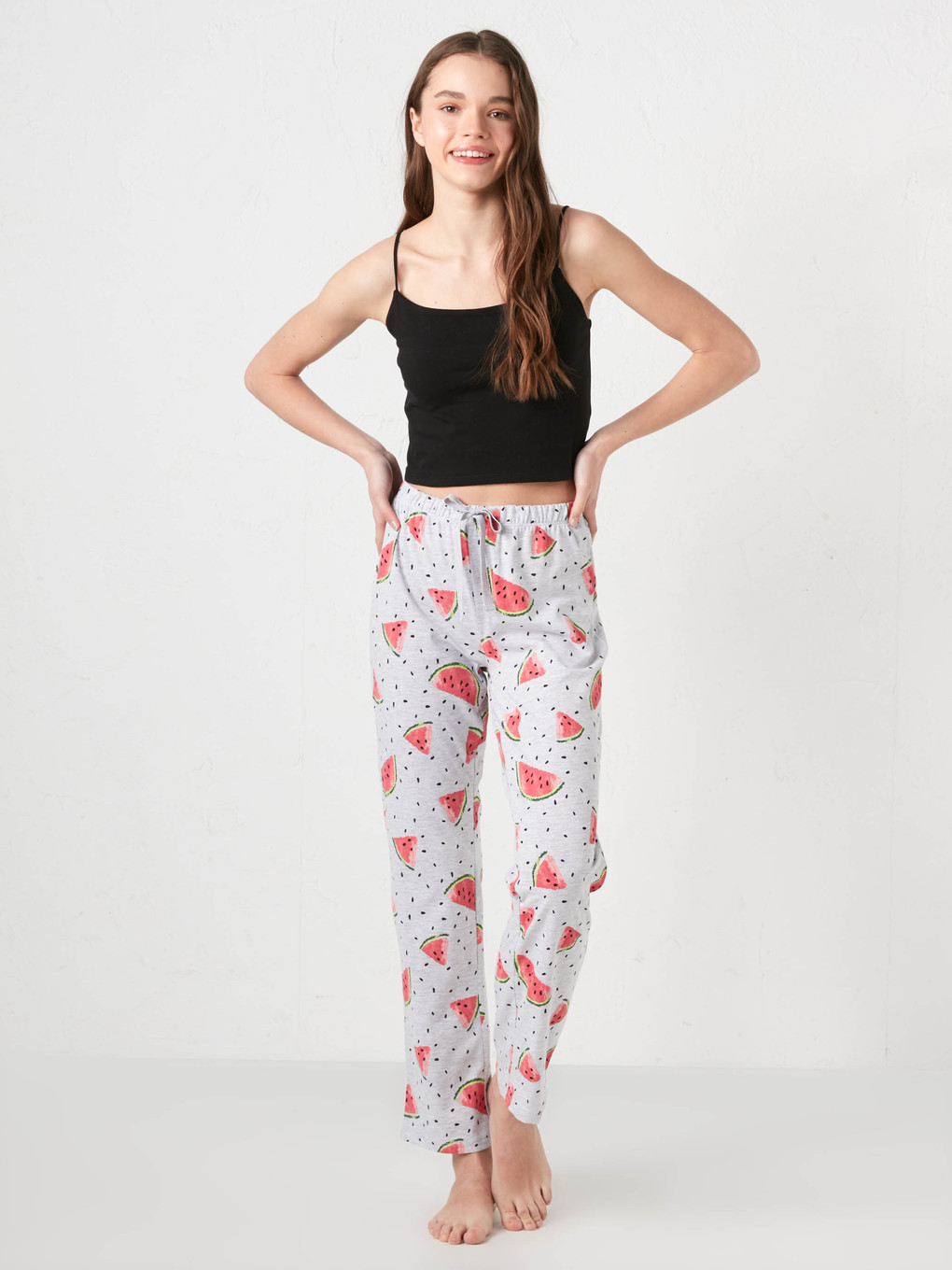Square Neck Thin Strap Crop Athlete-3