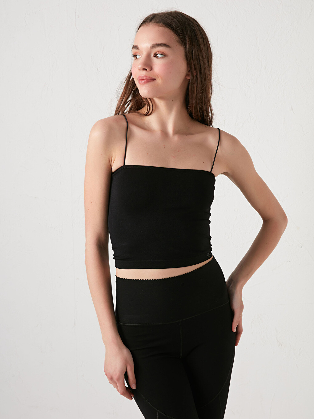 LCW DREAM Straplez İnce Askılı Crop Kadın Dikişsiz Atlet