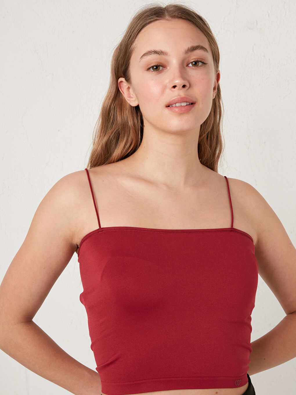 Bordo Straplez İnce Askılı Crop Kadın Dikişsiz Atlet-1