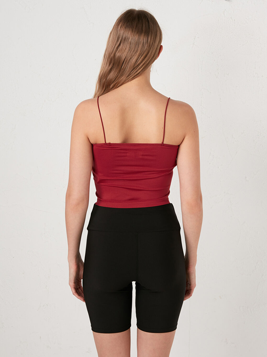 Bordo Straplez İnce Askılı Crop Kadın Dikişsiz Atlet-3