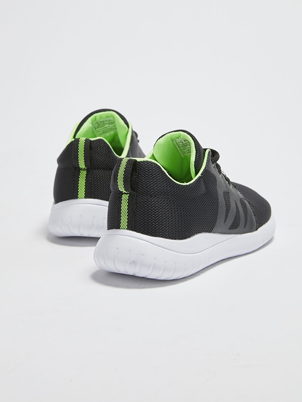 Siyah Bağcıklı Erkek Çocuk Aktif Spor Ayakkabı-4