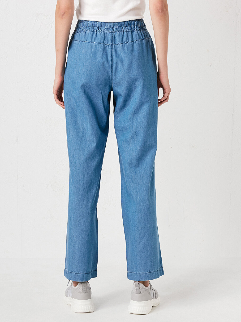 Wide Leg Women Jean Trousers With Elastic Waist-3