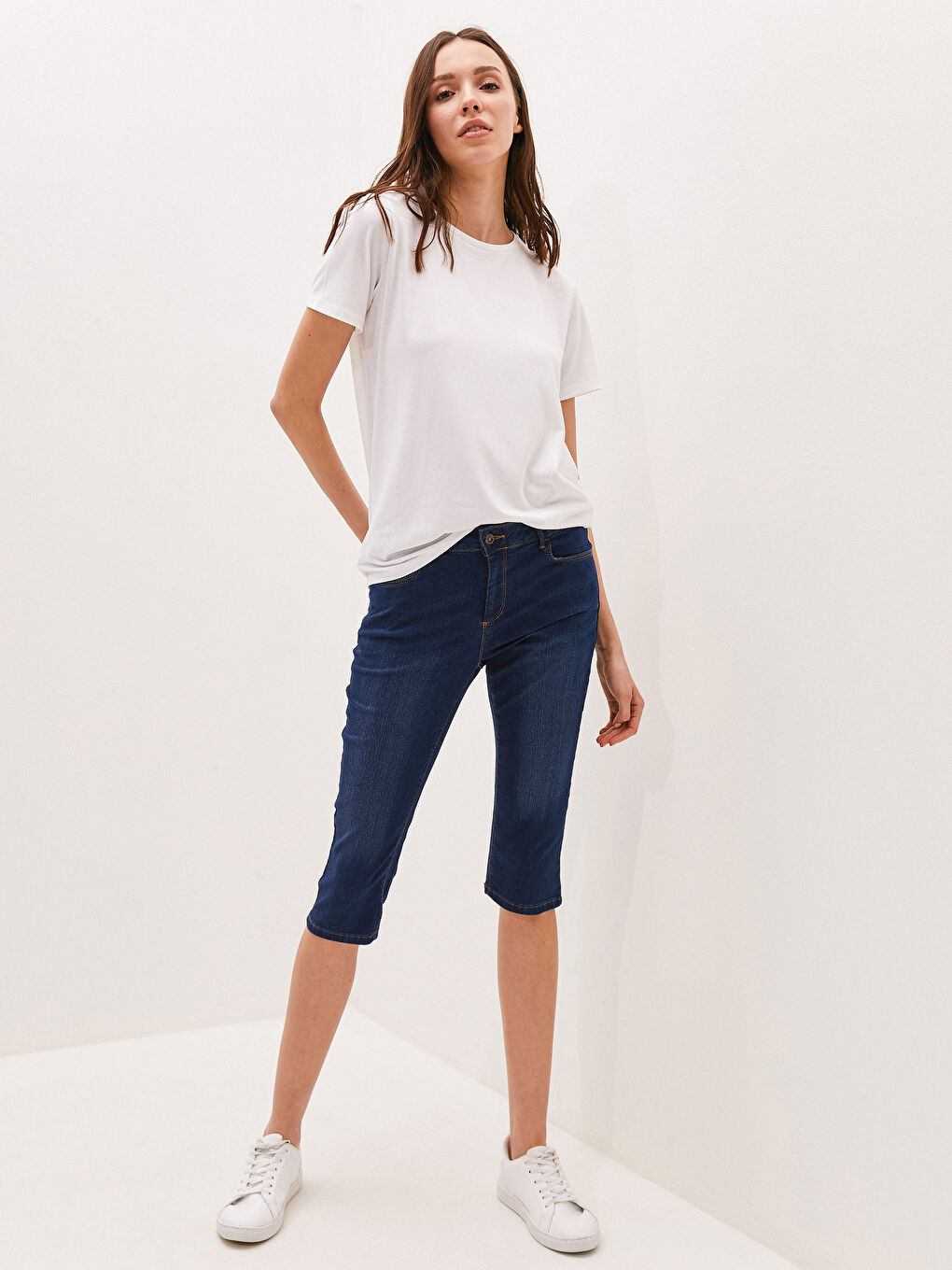 Normal Waist Slim Fit Pocket Detailed Woman Rodeo Jean Capri -S19055Z8-309