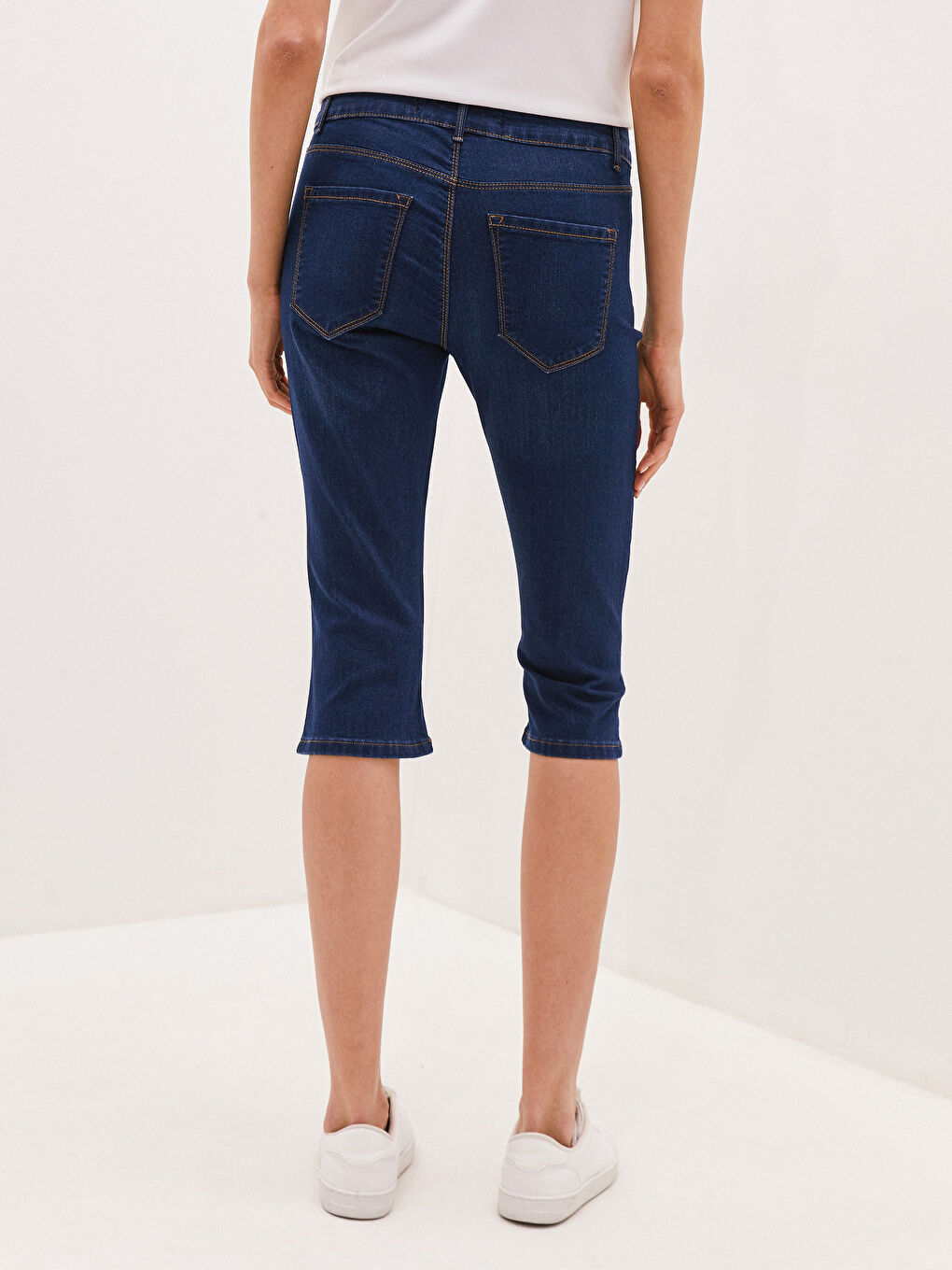 Normal Waist Slim Fit Pocket Detailed Woman Rodeo Jean Capri -S19055Z8-309