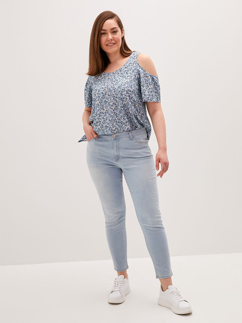 Mercury Skinny Fit Women's Jean-10