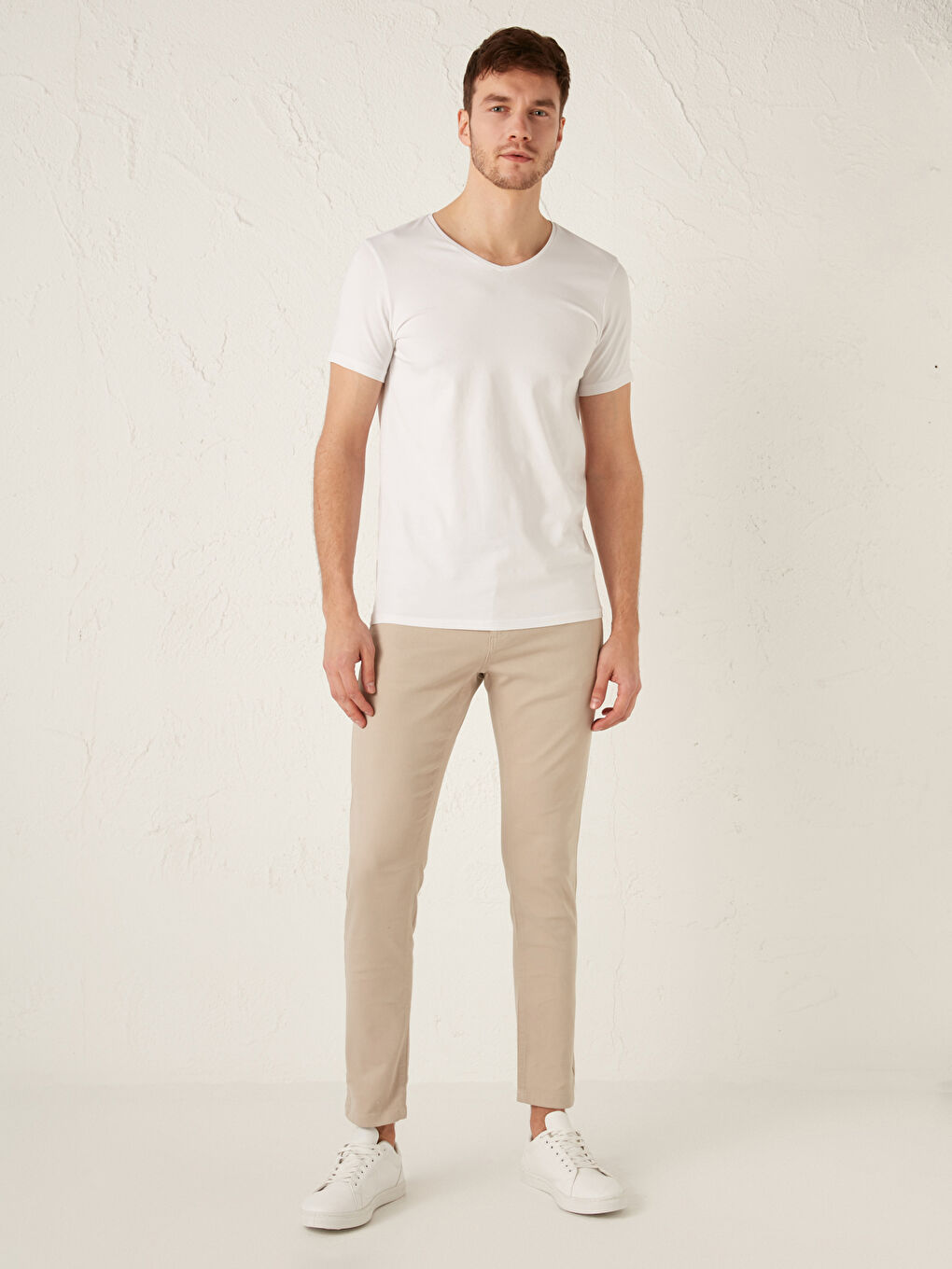 بنطلون رجالي بقصة رفيعة من قماش التويل-1