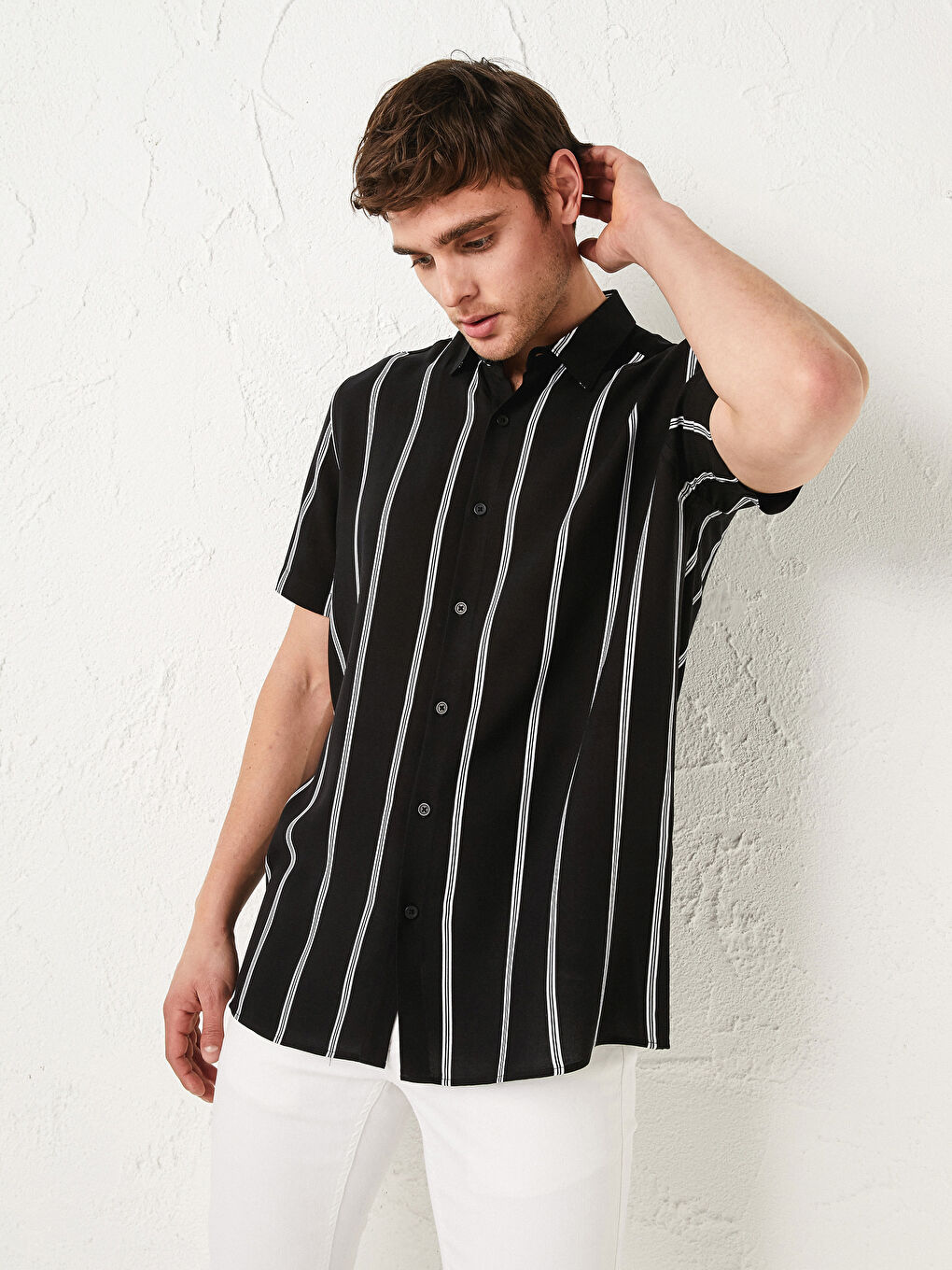 Regular Fit Short Sleeve Striped Poplin Men's Shirt-1