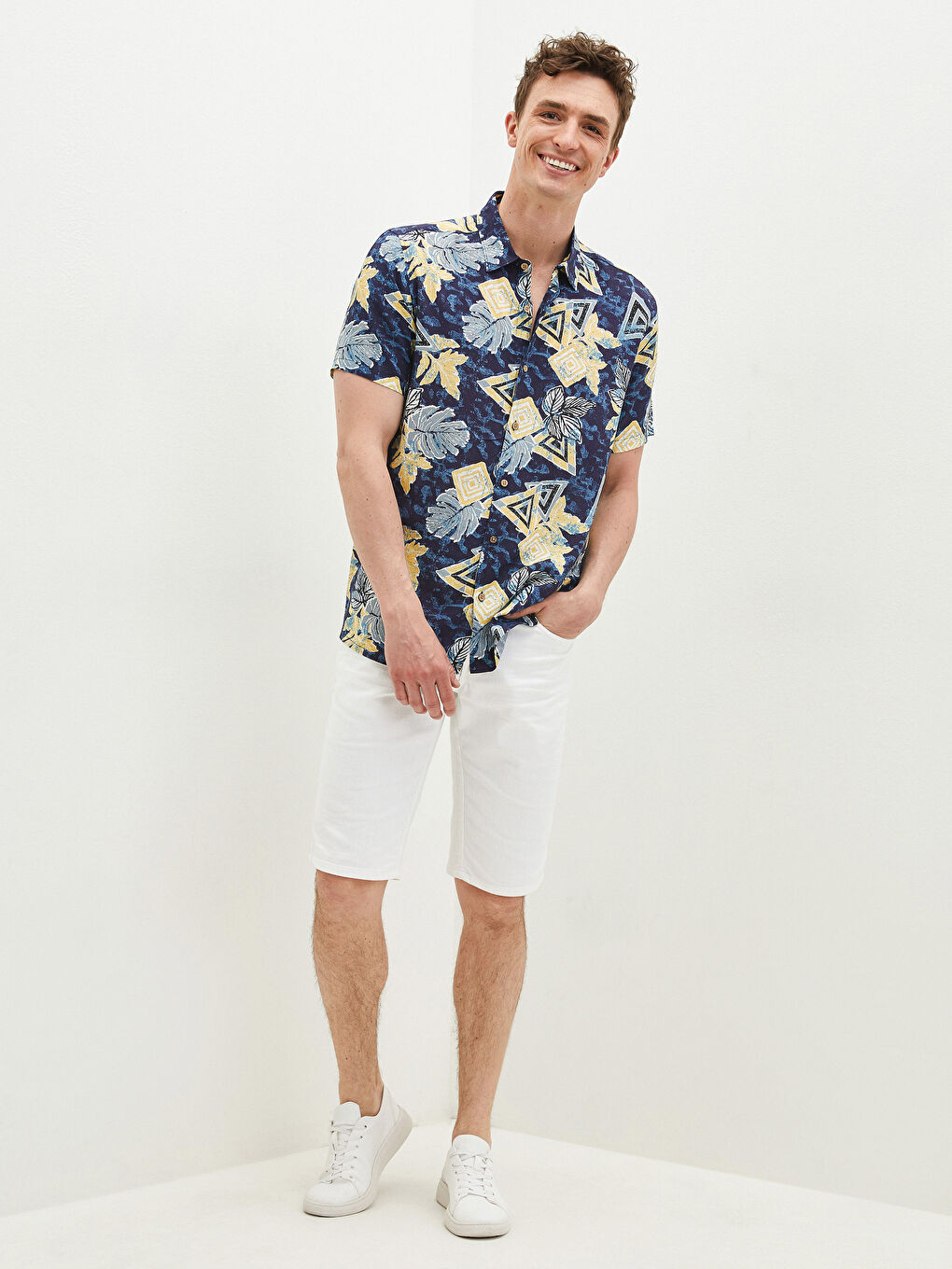 Lacivert Regular Fit Kısa Kollu Gabardin Erkek Gömlek-3