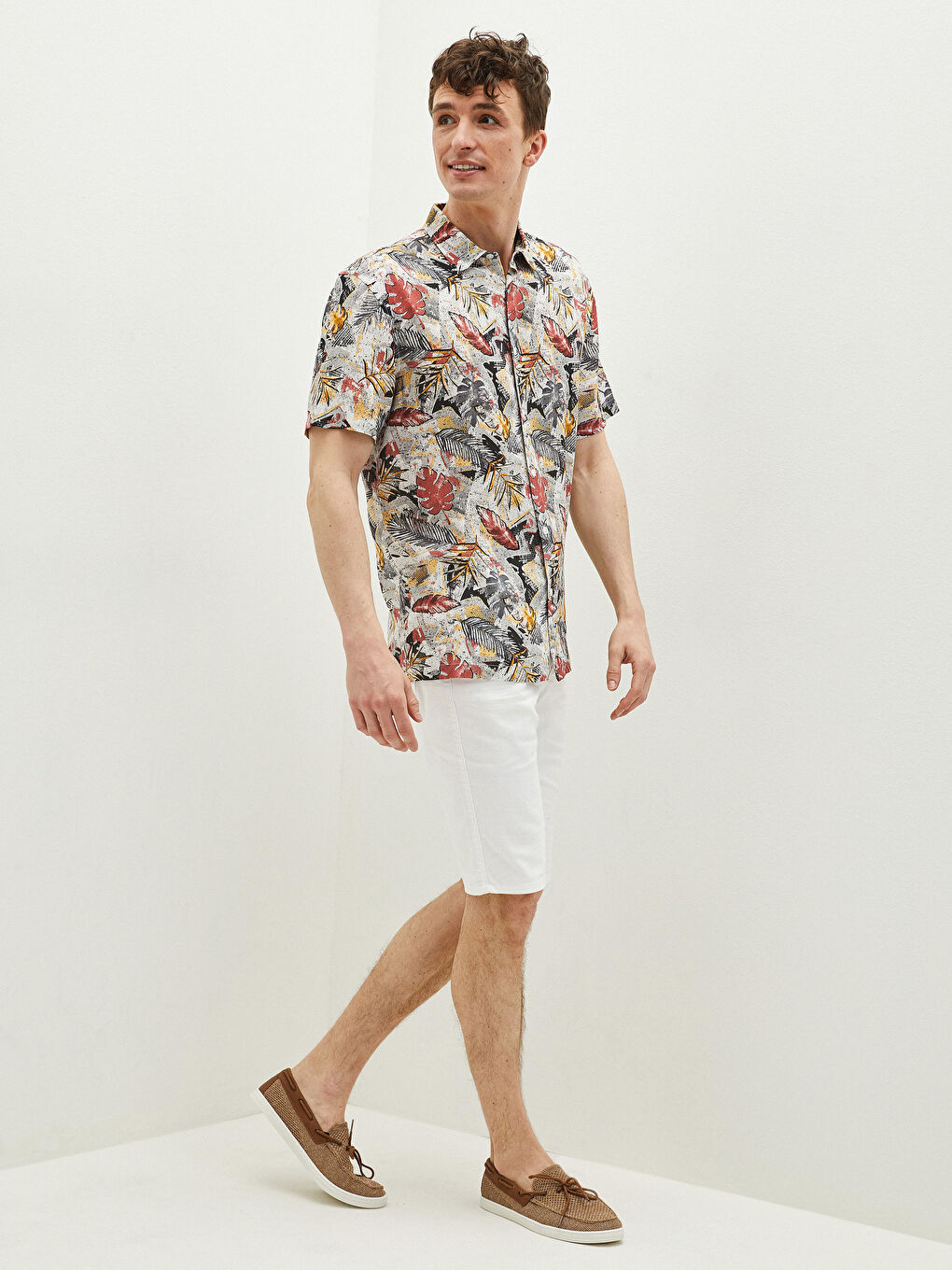 Regular Fit Short Sleeve Patterned Men's Shirt-3