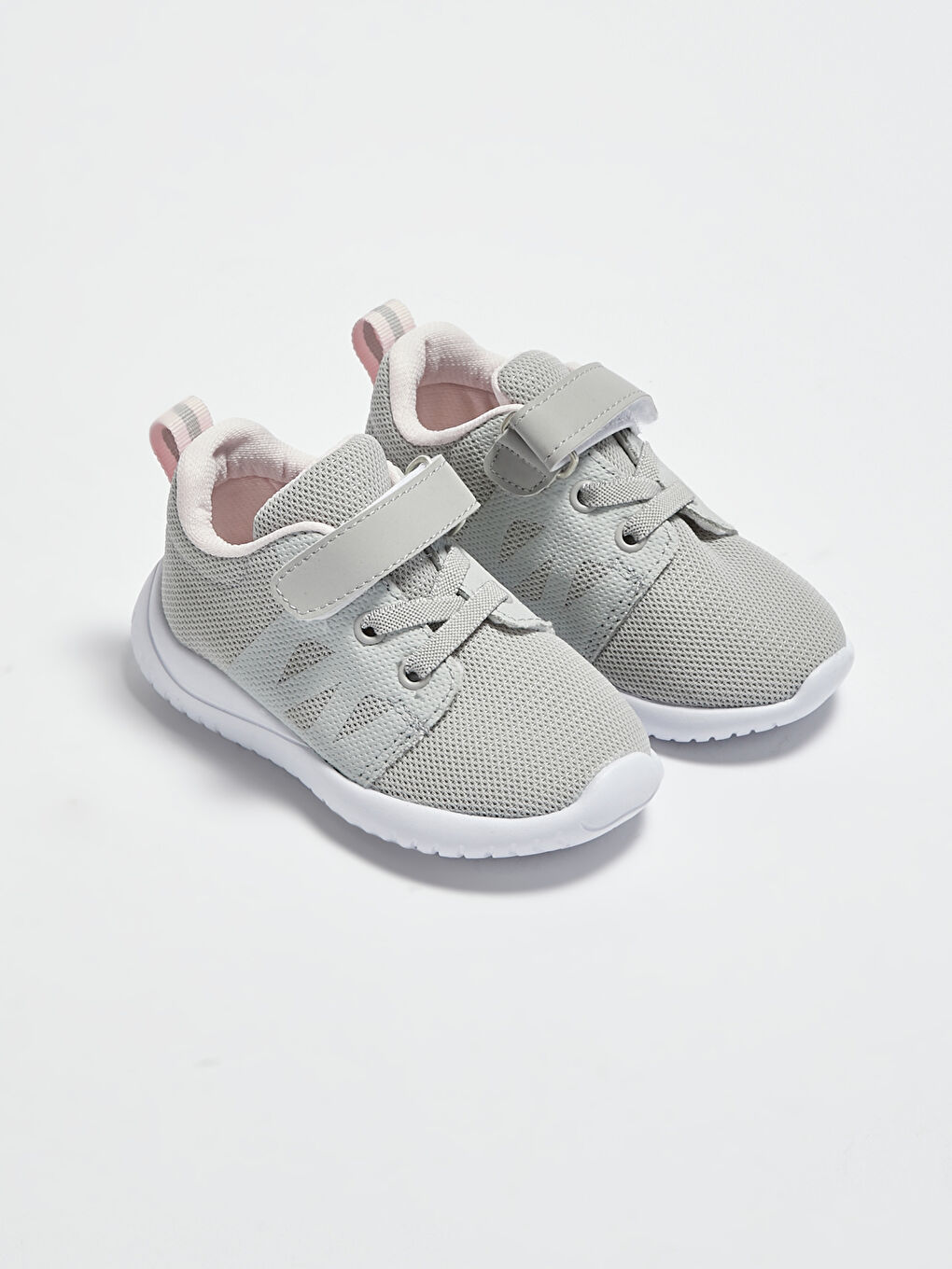 Patike za bebe devojčice sa čičak trakom