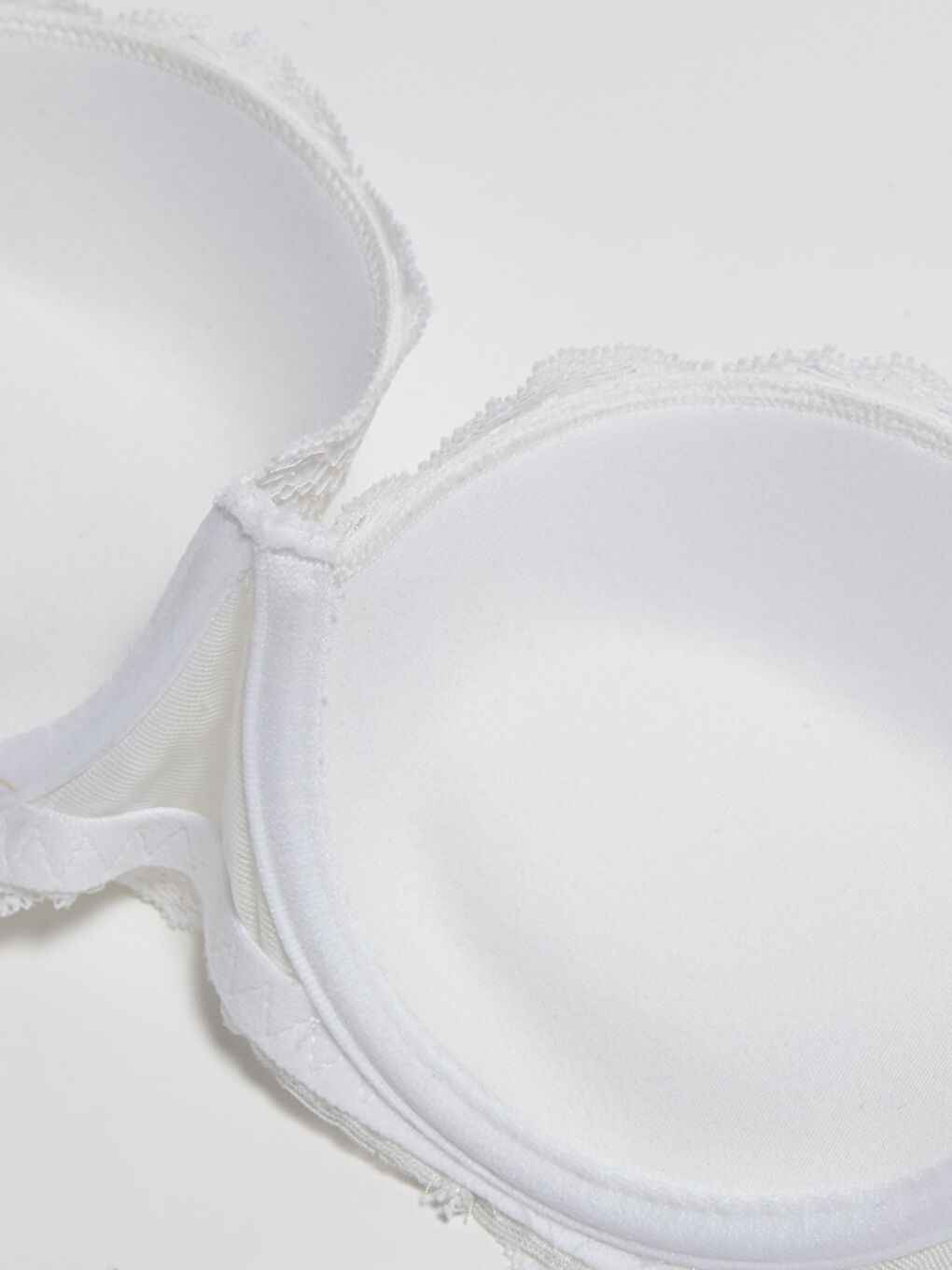 Underwire Lace Detail Non-Padded Fantasy Bra-2