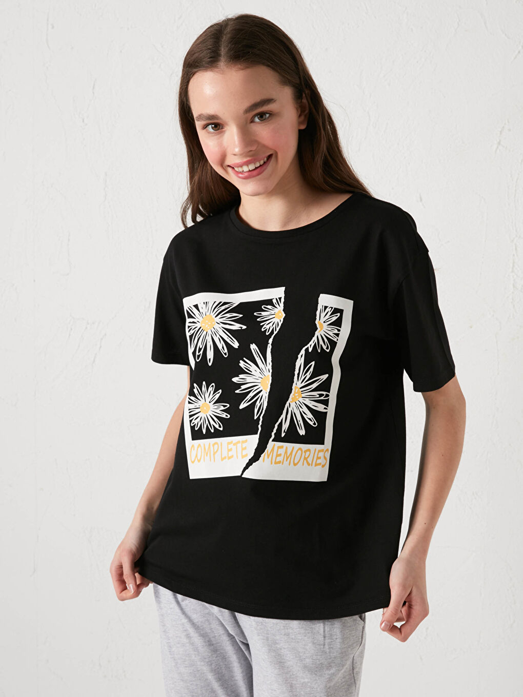 Gri Bisiklet Yaka Baskılı Kısa Kollu Kadın Pijama Takımı-8