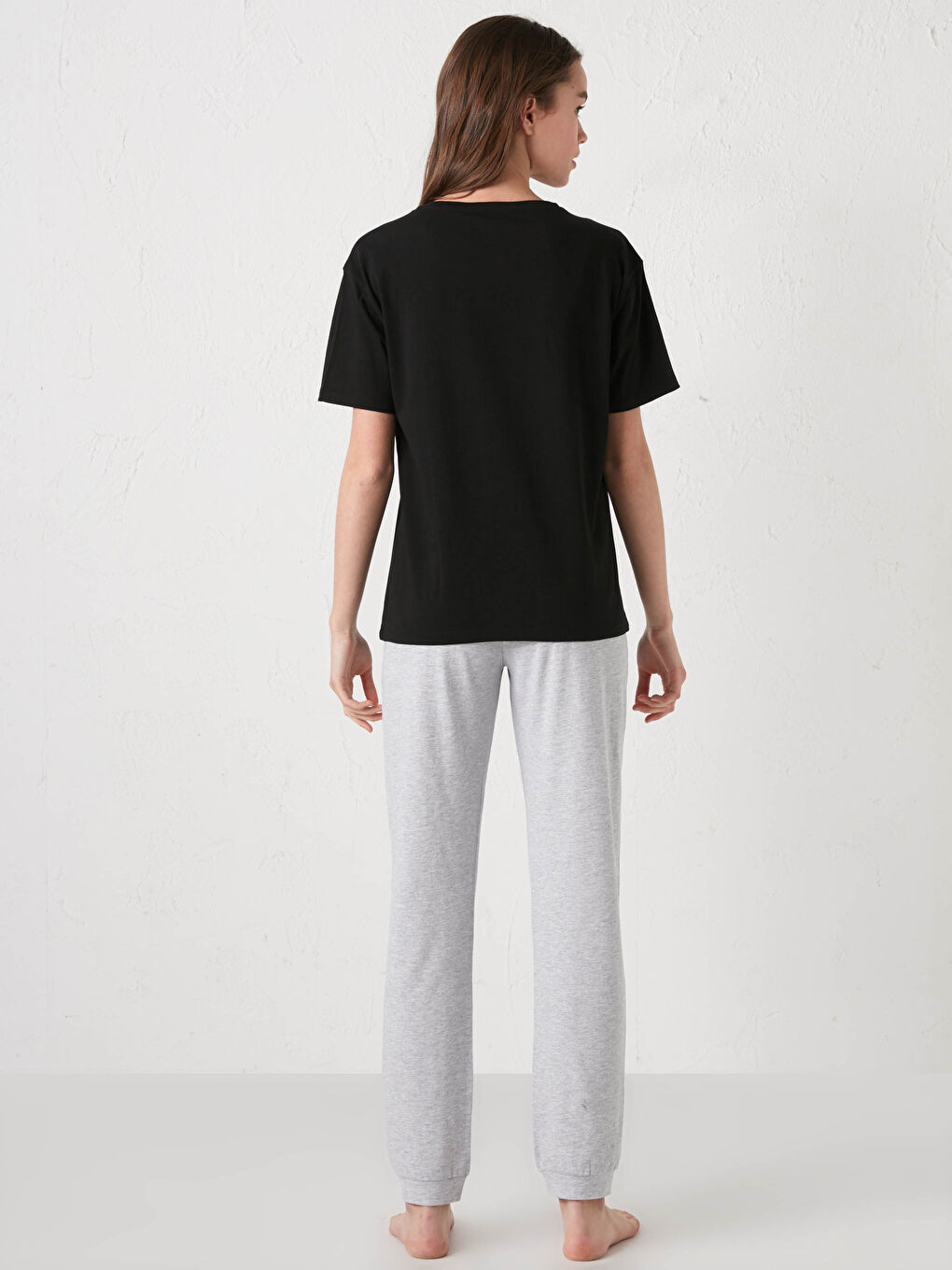 Gri Bisiklet Yaka Baskılı Kısa Kollu Kadın Pijama Takımı-9