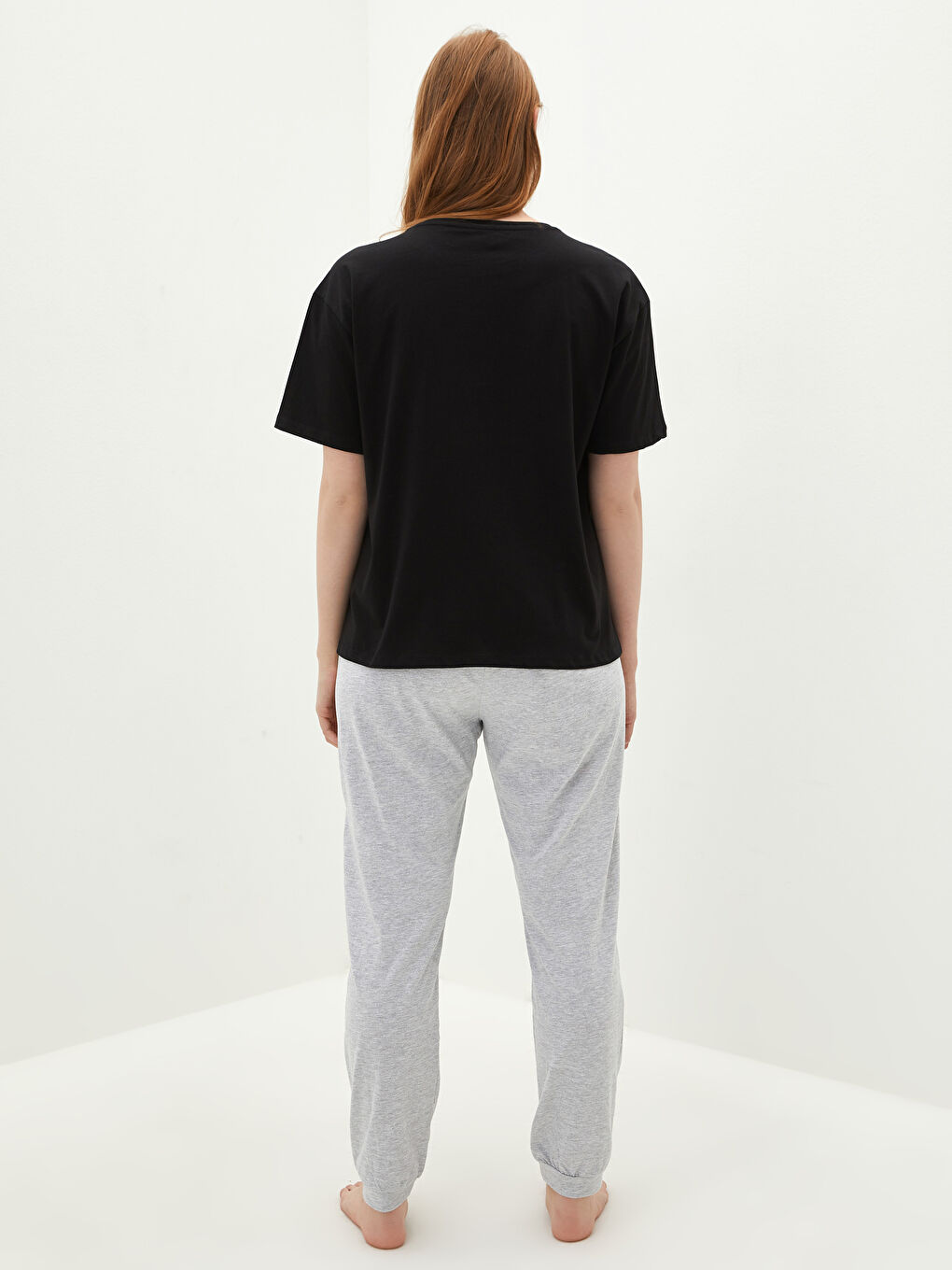 Gri Bisiklet Yaka Baskılı Kısa Kollu Kadın Pijama Takımı-4
