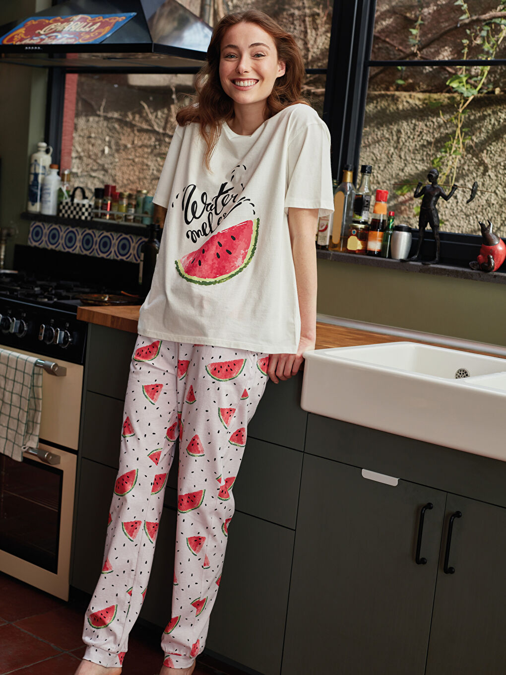 Pembe Bisiklet Yaka Baskılı Kısa Kollu Pamuklu Kadın Pijama Takımı