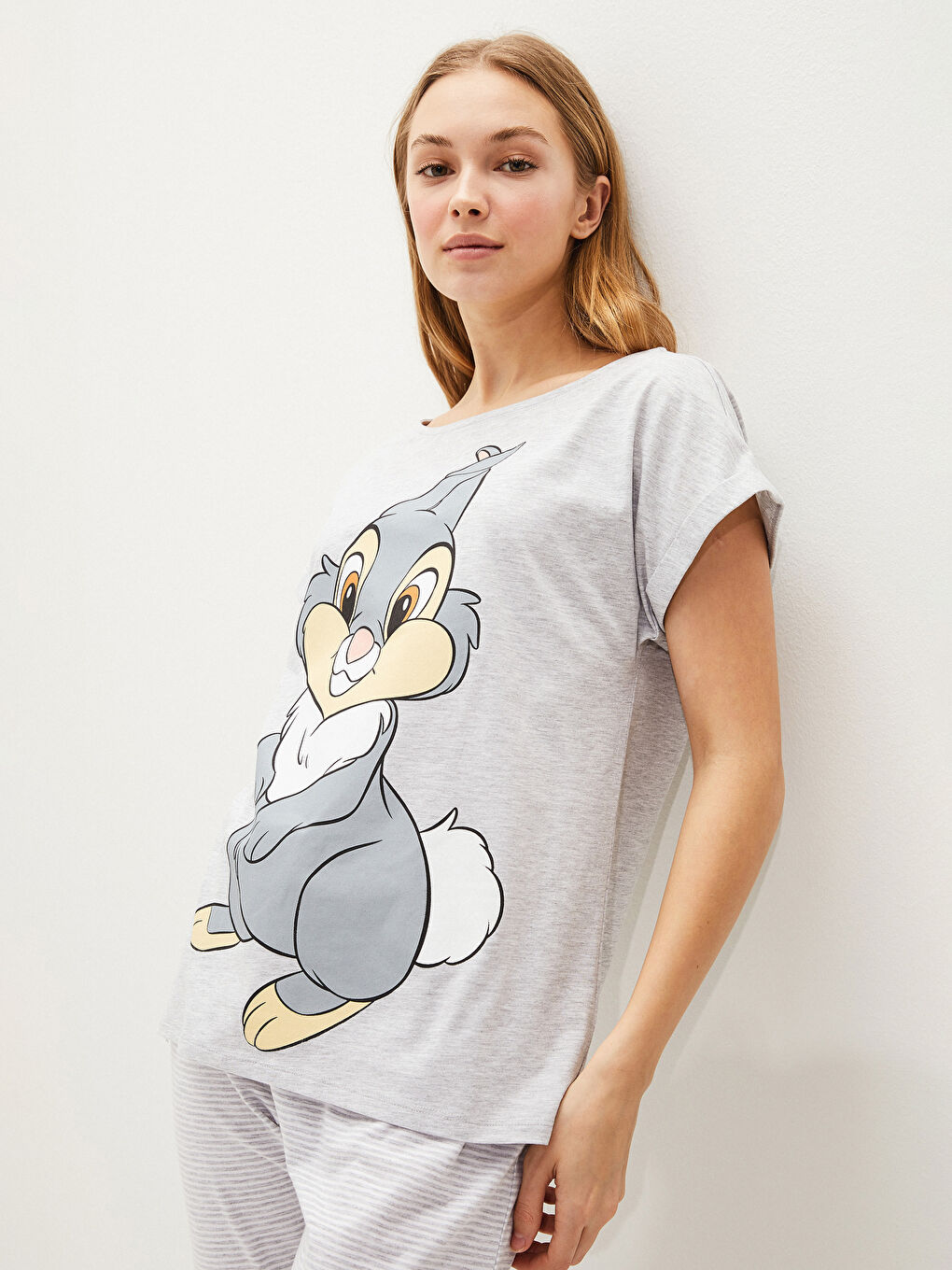 Crew Neck Thumper Printed Short Sleeve Women's Pajamas Set-2