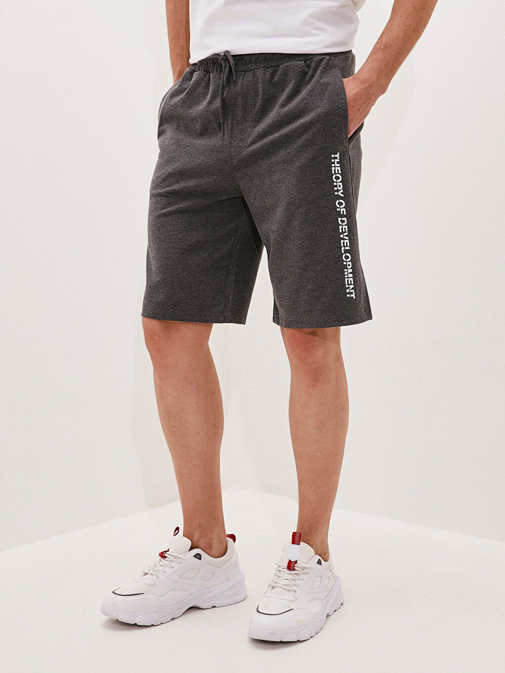 شورت رياضي رجالي قطن ممشط ضيق القالب-3