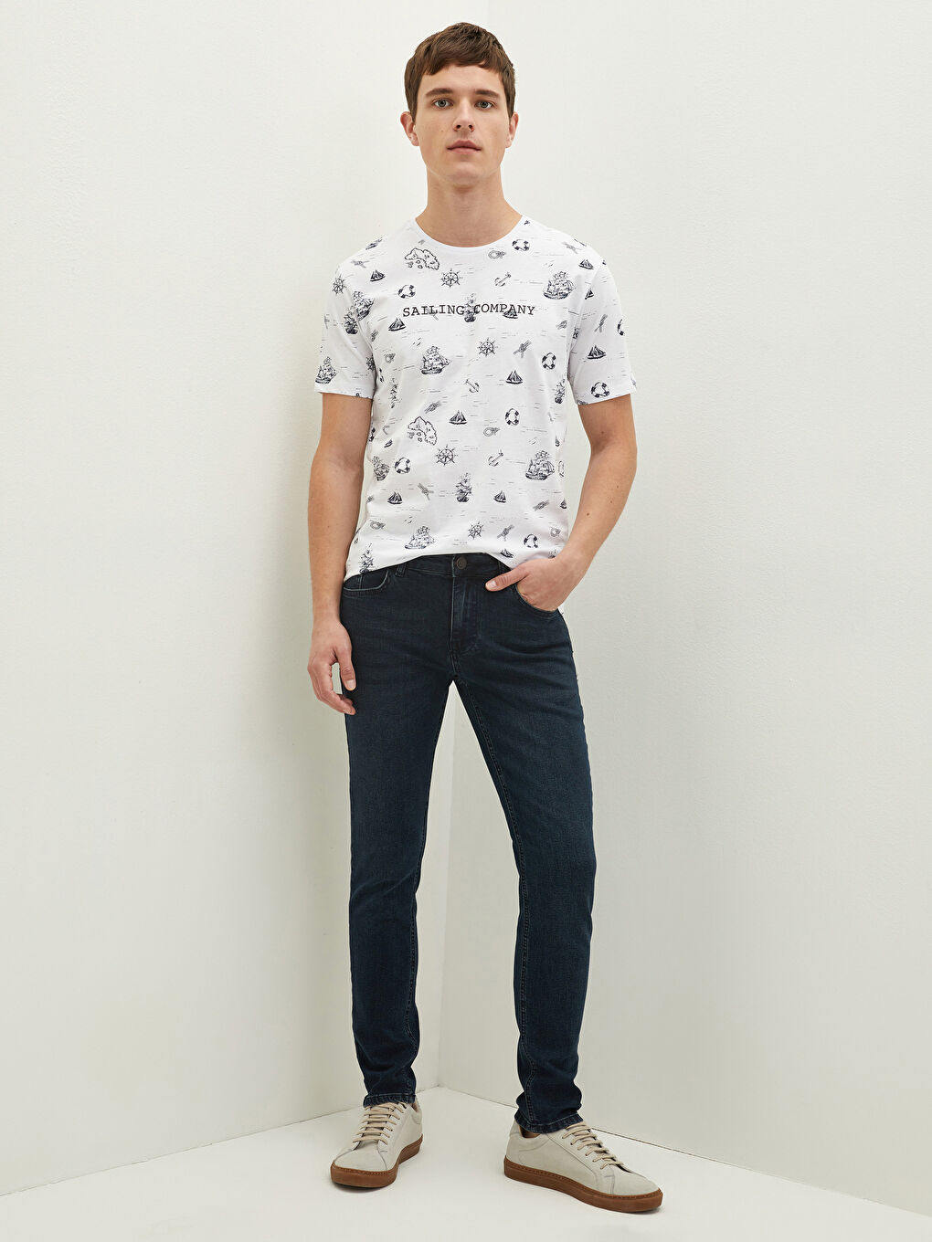 Beyaz Bisiklet Yaka Kısa Kollu Baskılı Penye Erkek Tişört-3