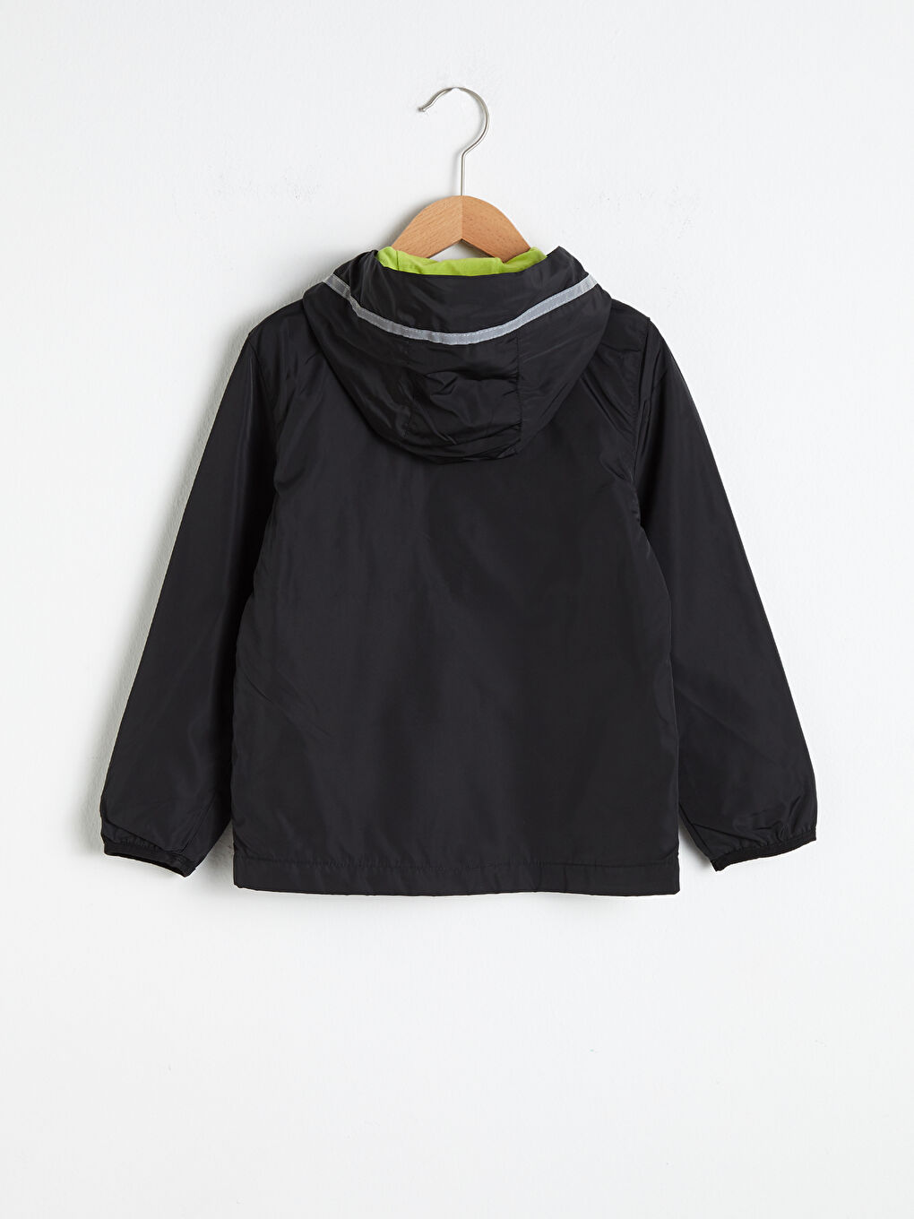 Siyah Erkek Çocuk Kapüşonlu İnce Mont-2
