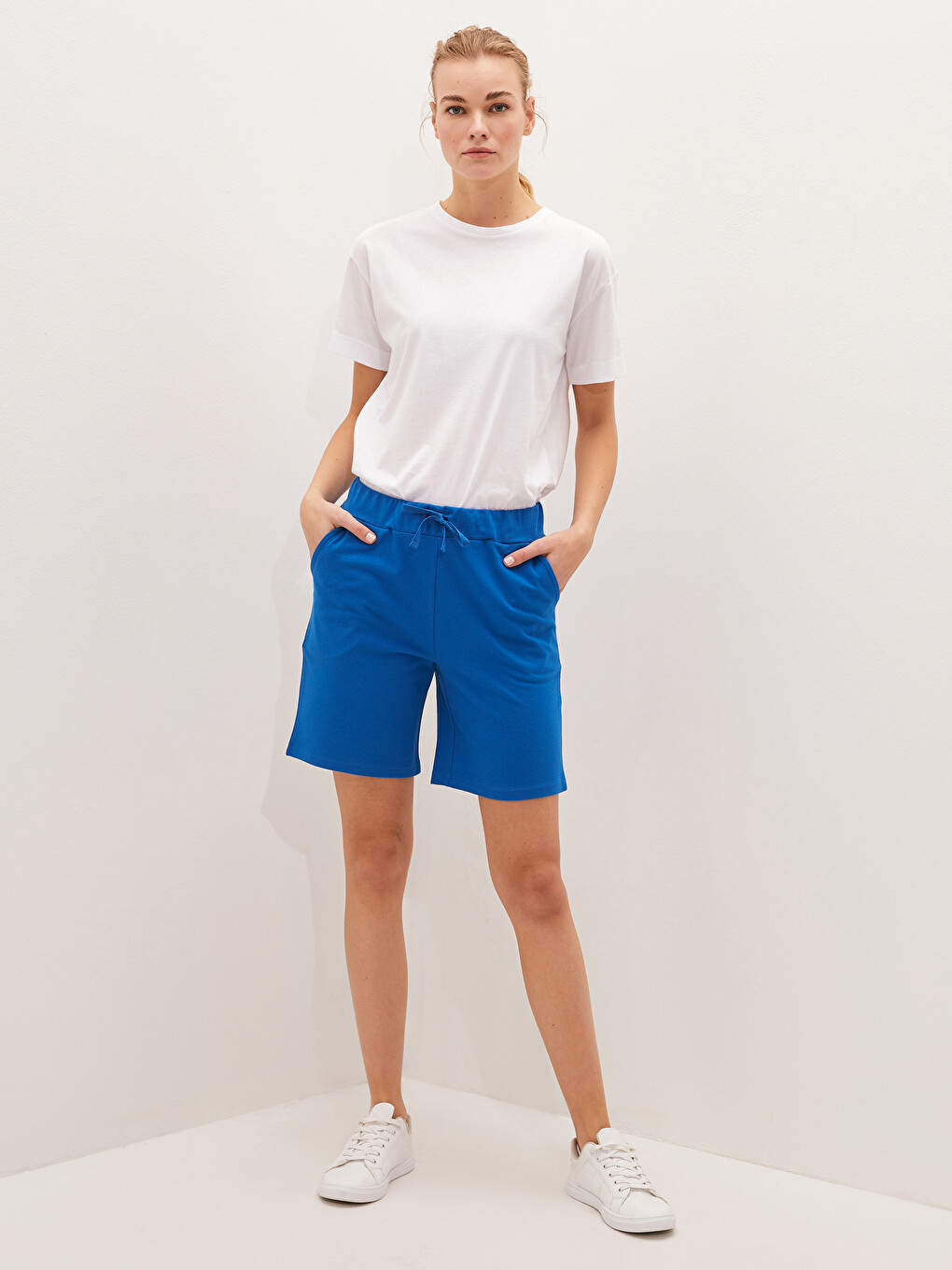 Elastic Waist Pocket Detailed Piqué Fabric Women's Shorts-9