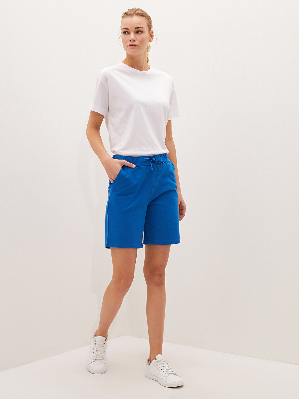 Elastic Waist Pocket Detailed Piqué Fabric Women's Shorts-10
