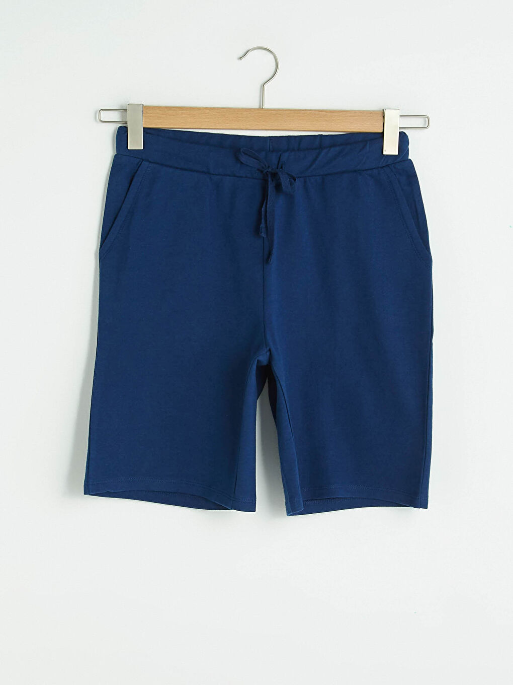 LC Waikiki Women's Straight With Elastic Waist Binding Detailed Shorts -S1AF76Z8-K1X
