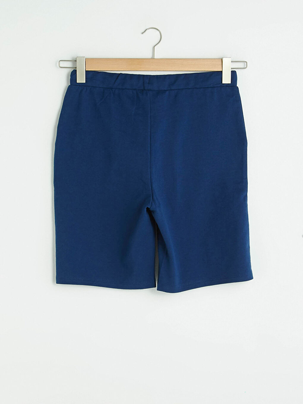 LC Waikiki Women's Straight With Elastic Waist Binding Detailed Shorts -S1AF76Z8-K1X