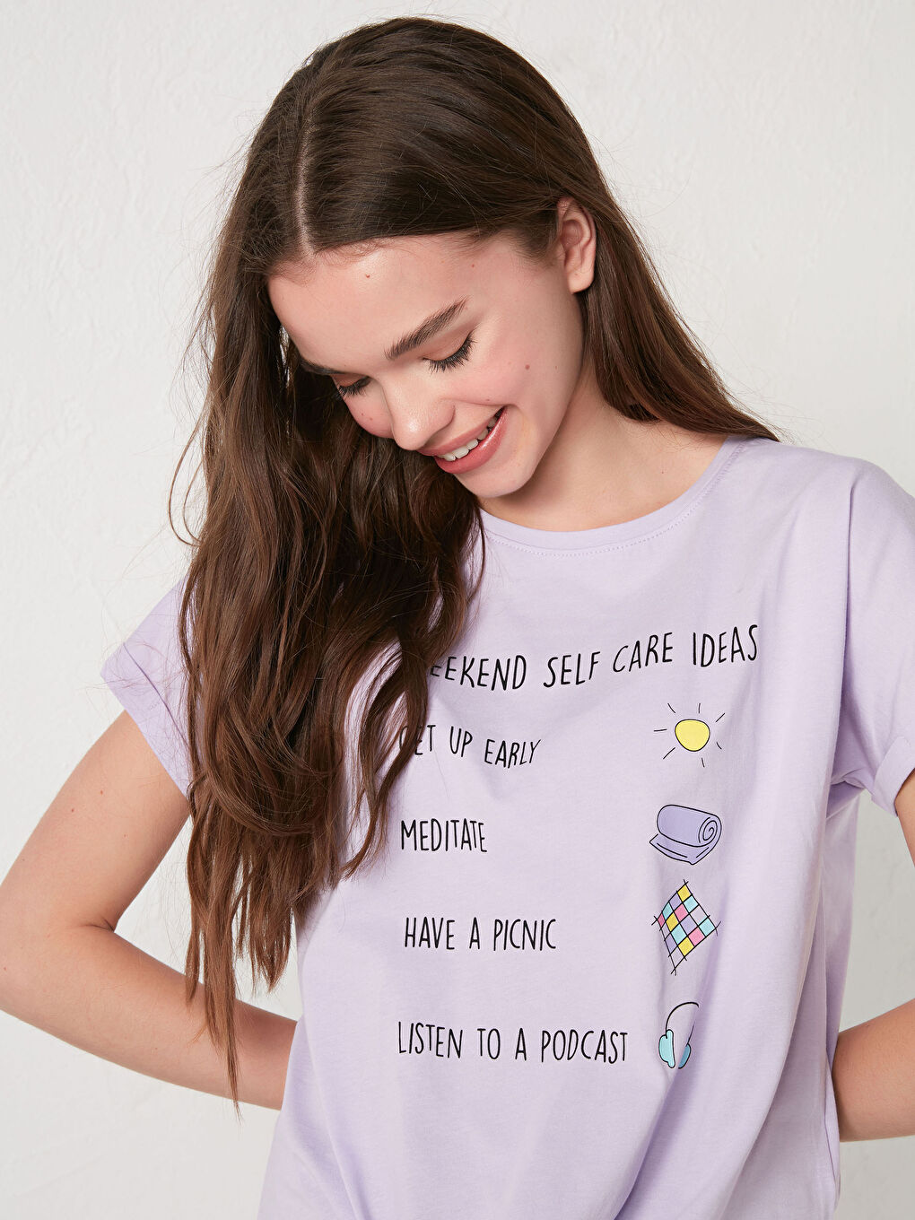 طقم بيجامة قطنية قصيرة مطبوعة بياقة مستديرة وأكمام قصيرة-2