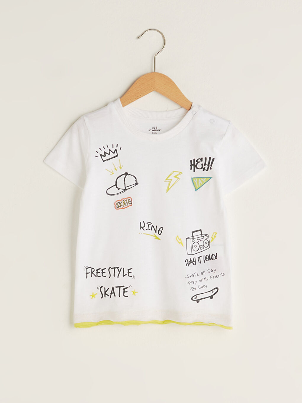 Beyaz Bisiklet Yaka Kısa Kollu Baskılı Erkek Bebek Tişört