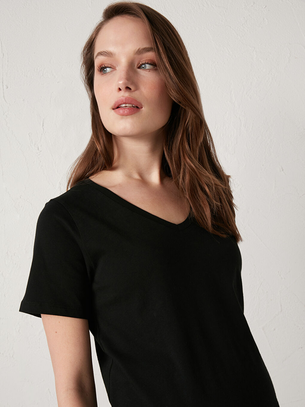 LCWAIKIKI Maternity T-Shirt für Schwangere aus Baumwolle mit V-Ausschnitt -S1AI84Z8-CVL