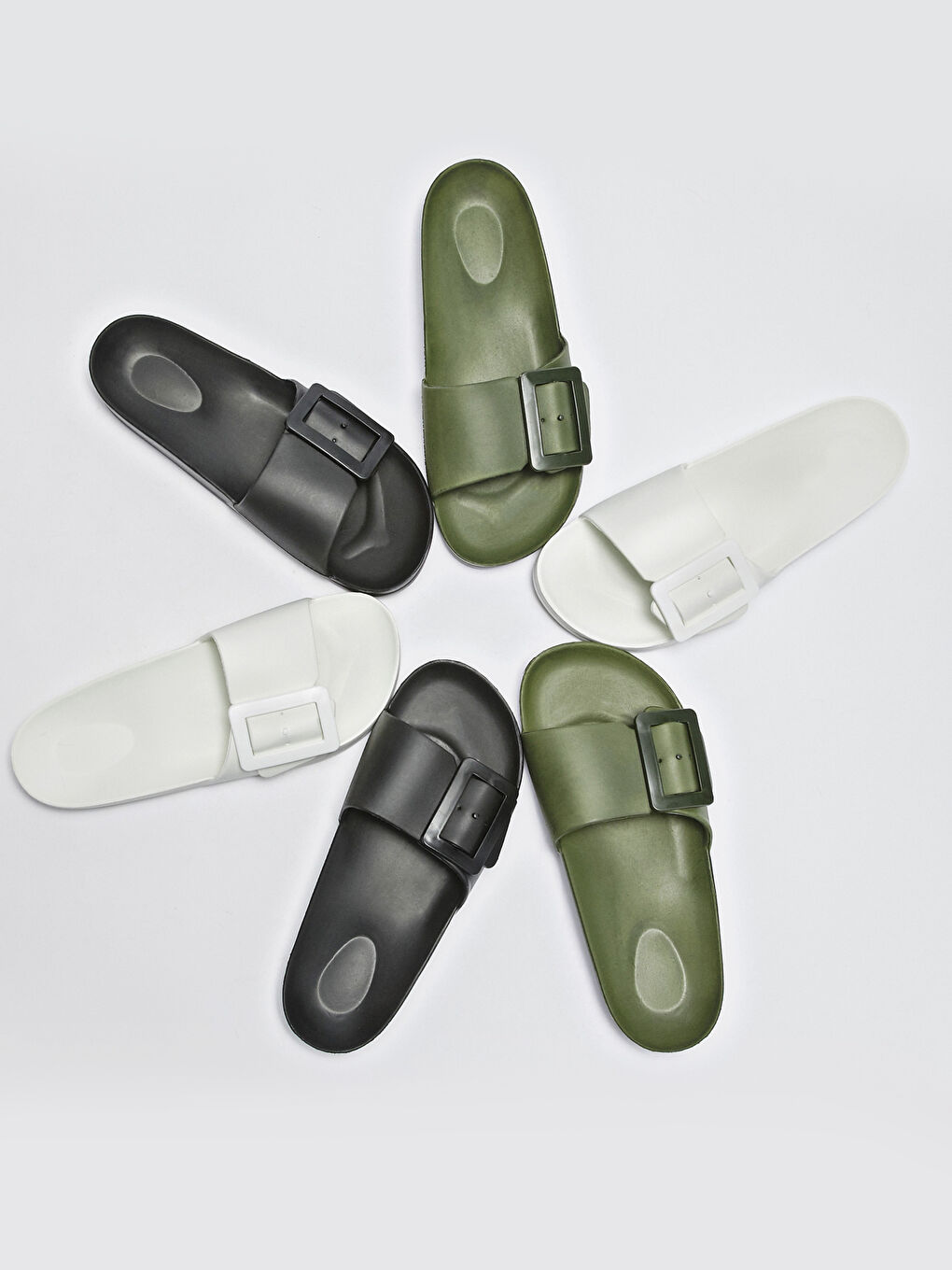 Siyah Kadın Tokalı Plaj Terliği