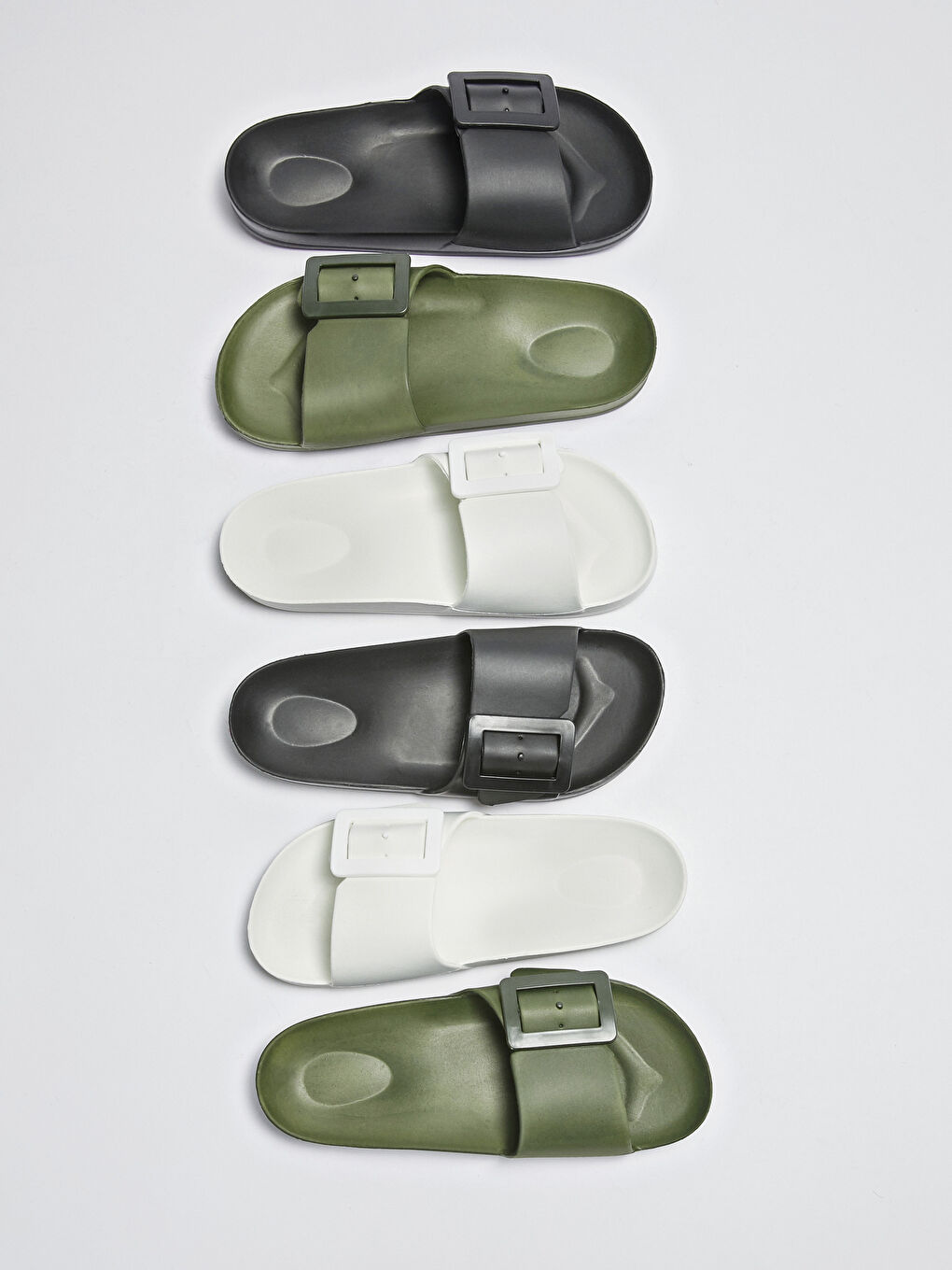 Siyah Kadın Tokalı Plaj Terliği-1