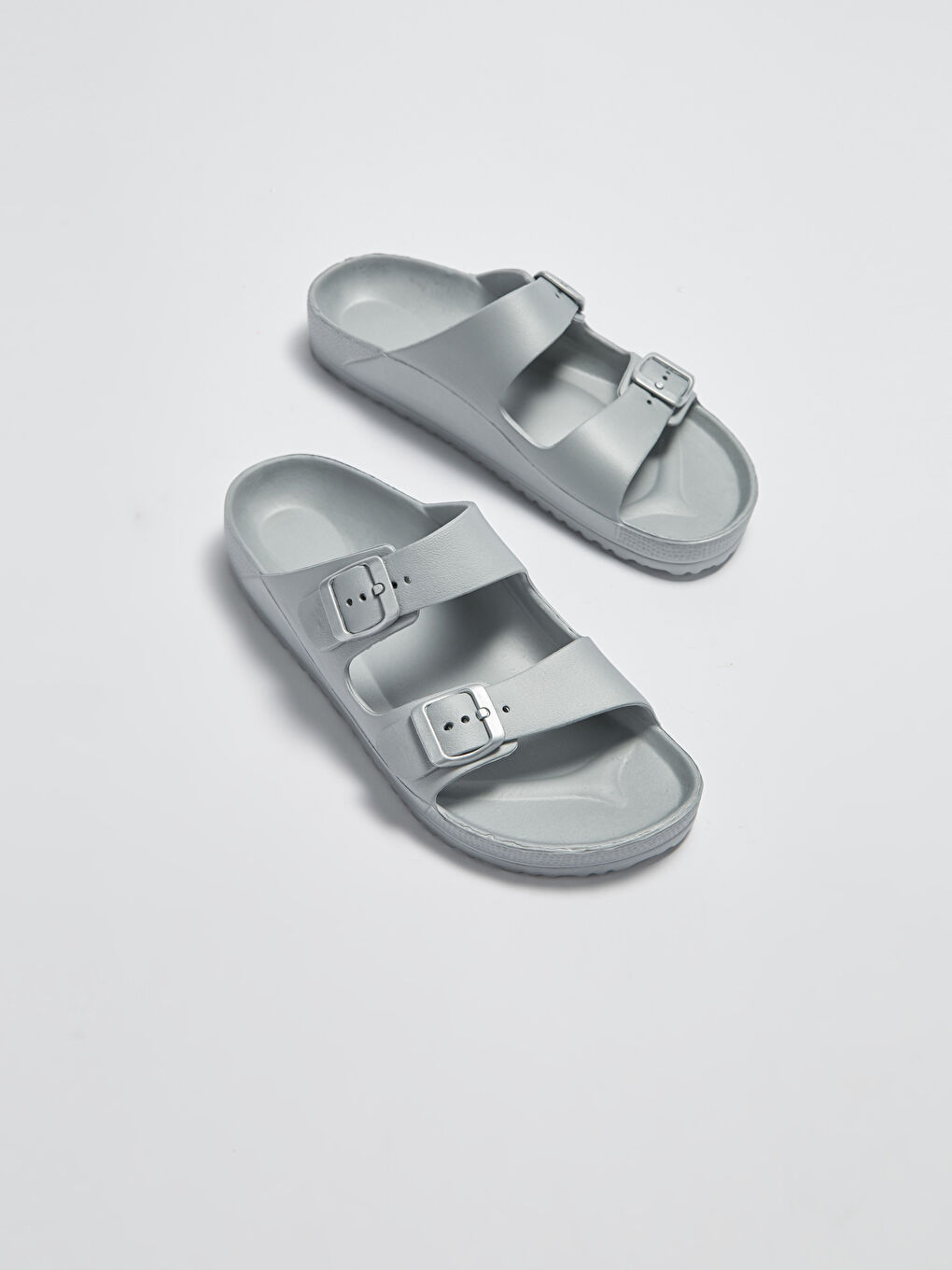 Gri Kadın Tokalı Plaj Terliği-2