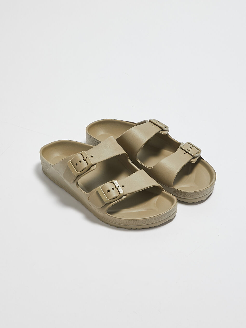 Yeşil Kadın Tokalı Plaj Terliği