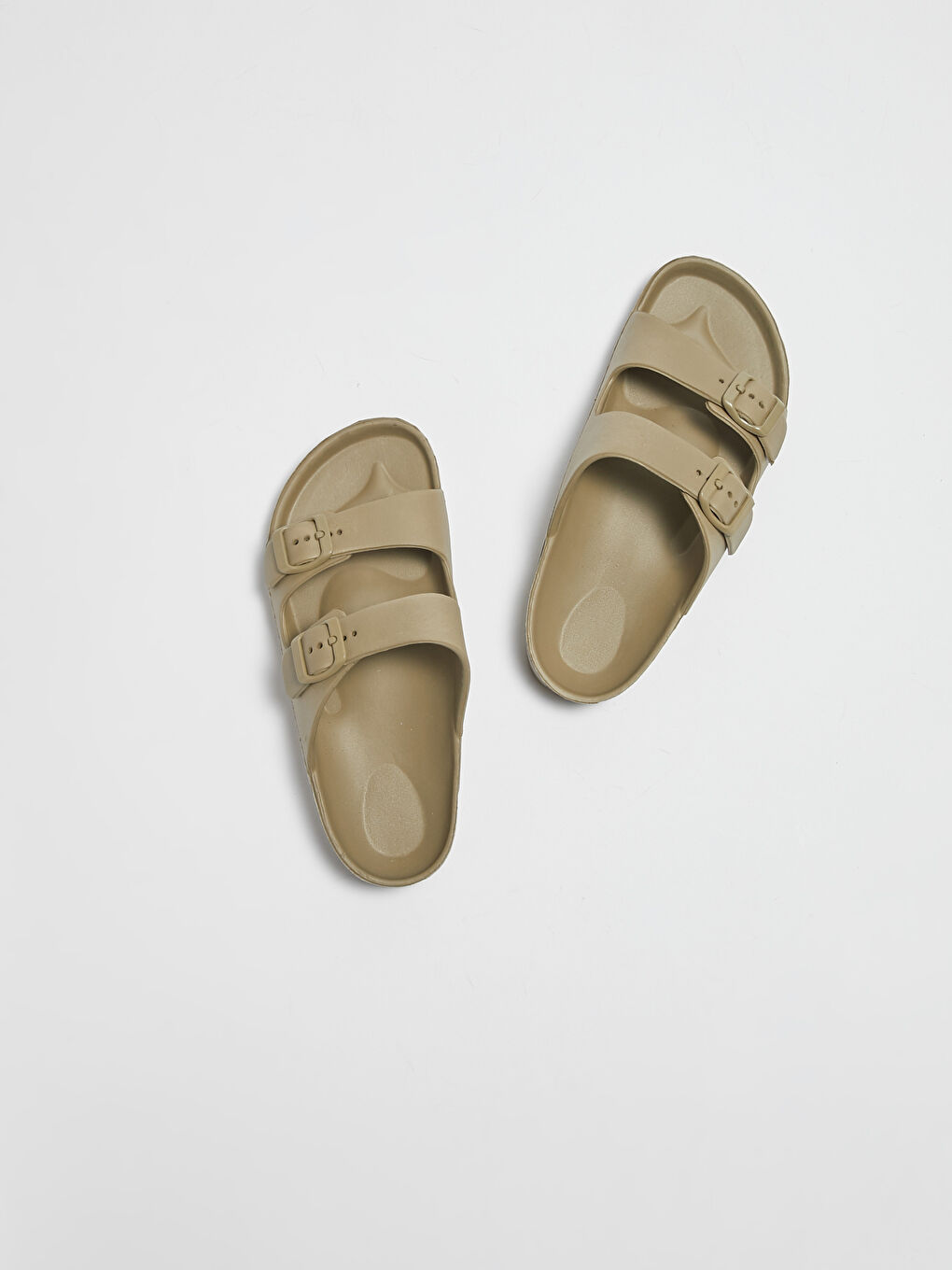 Yeşil Kadın Tokalı Plaj Terliği-4