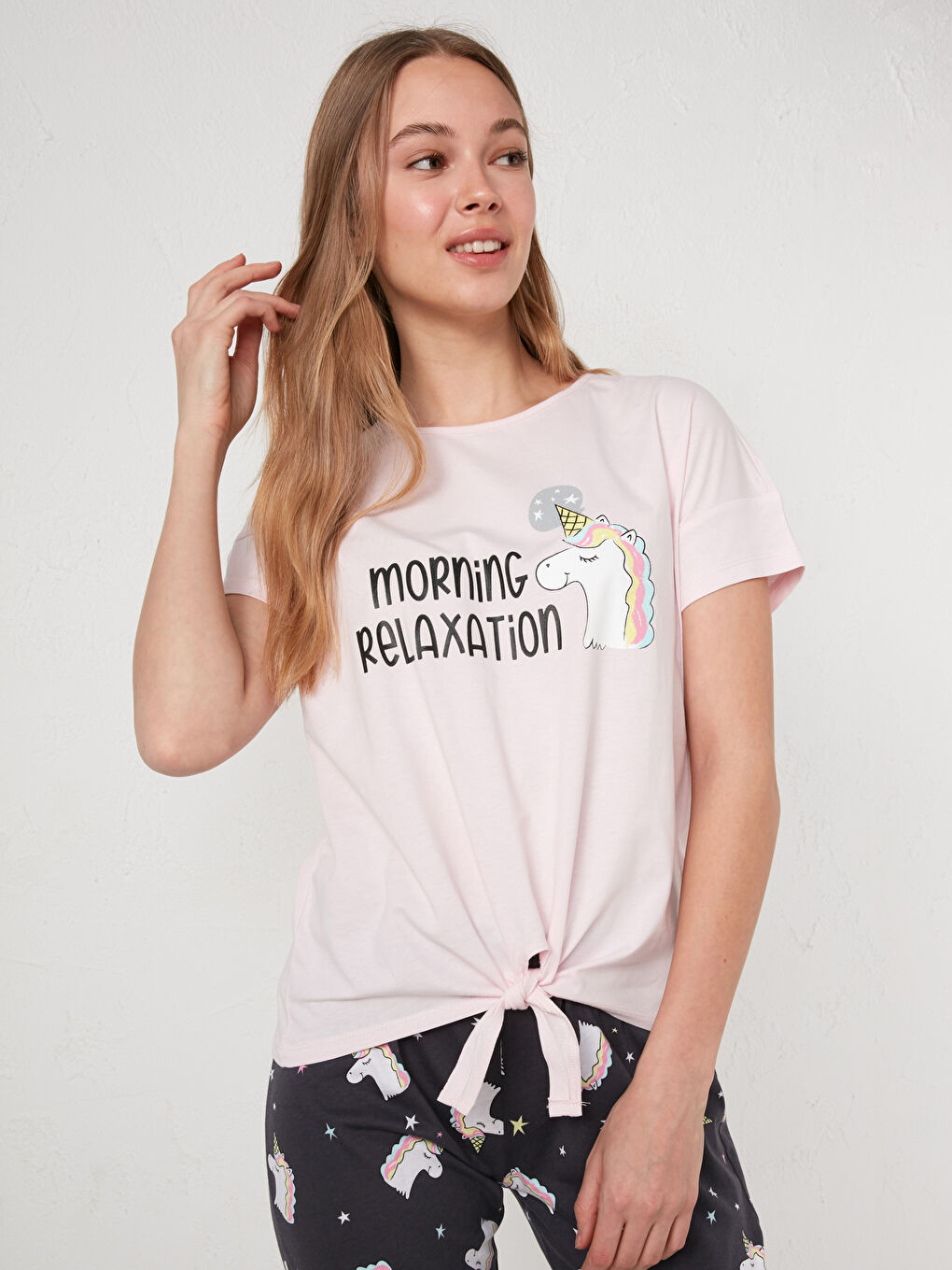 Pembe Bisiklet Yaka Baskılı Kısa Kollu Pamuklu Kadın Pijama Takımı-1