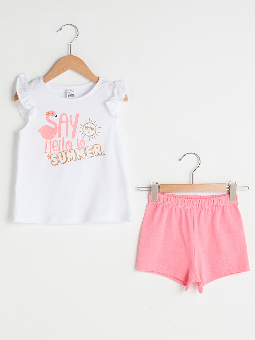 Beyaz Bisiklet Yaka Kısa Kollu Baskılı Kız Bebek Tişört ve Şort 2'li Takım