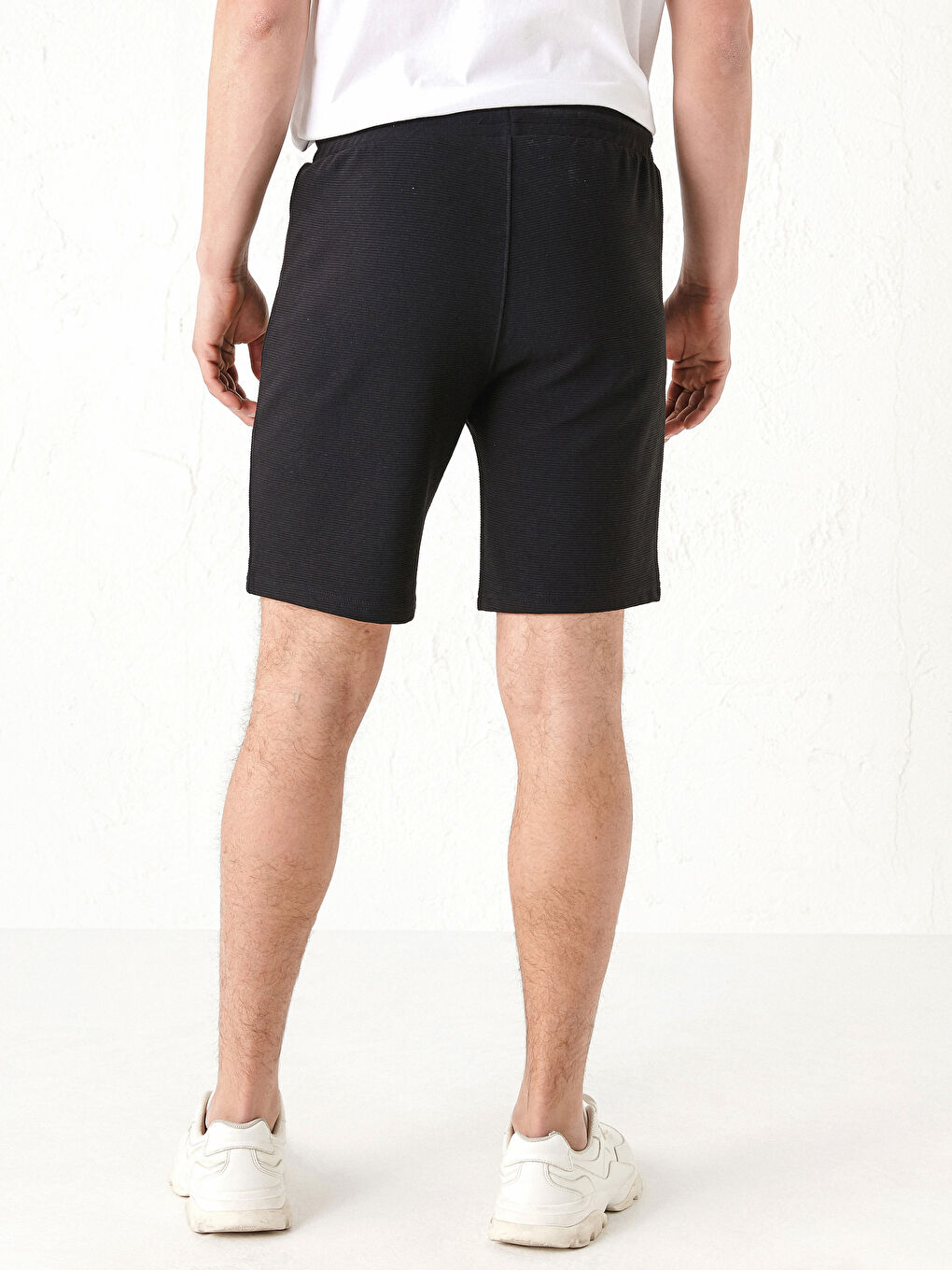 Slim Fit Elastic Waist Men's Shorts-4