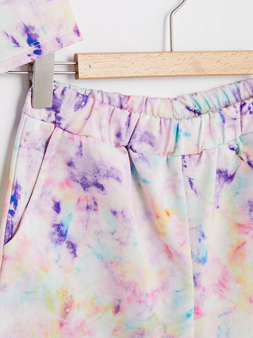 Pembe Bisiklet Yaka Batik Desenli Uzun Kollu Kız Çocuk Sweatshirt ve Şort-3