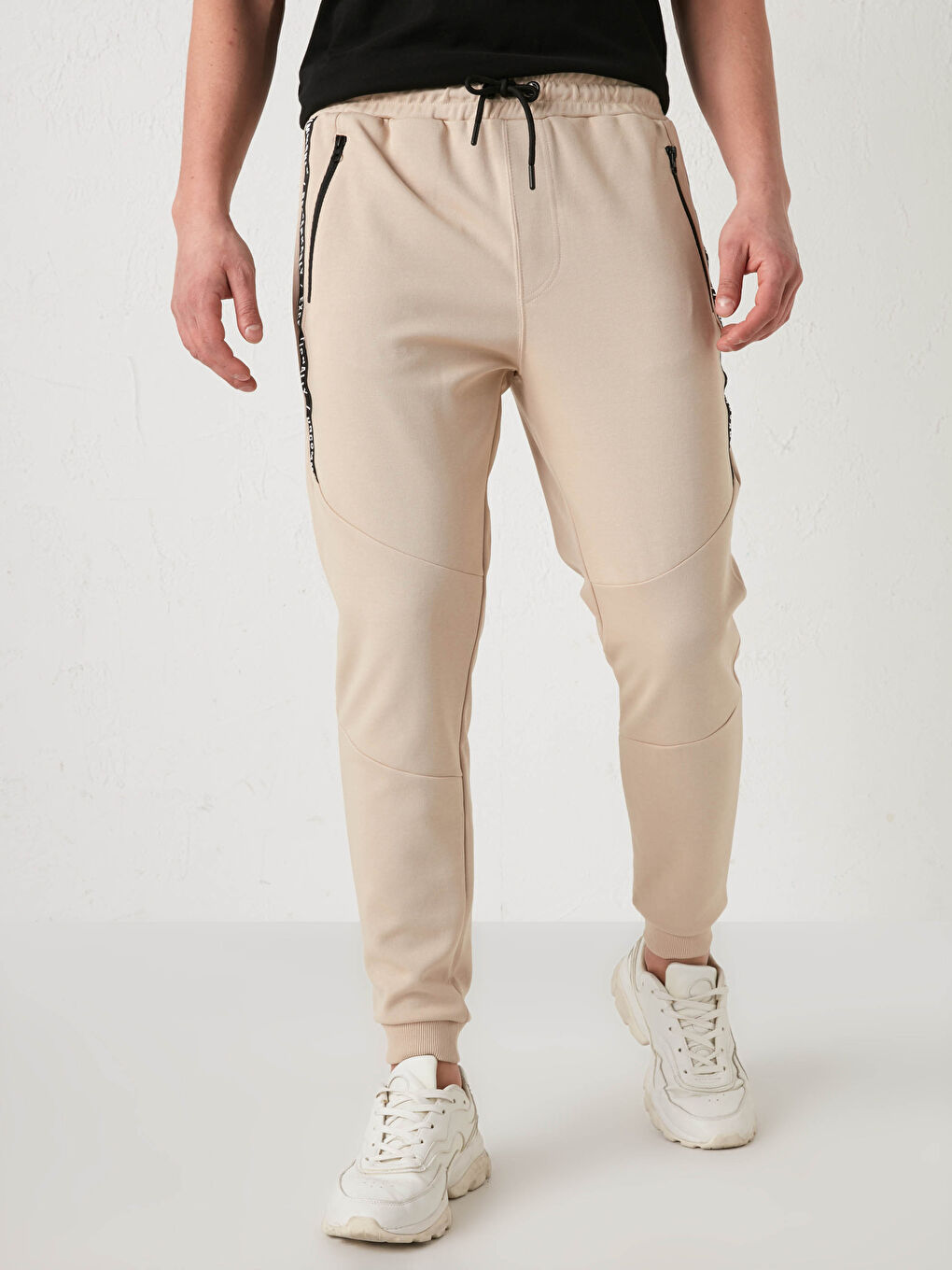 Slim Fit Men's Sweatpants-3