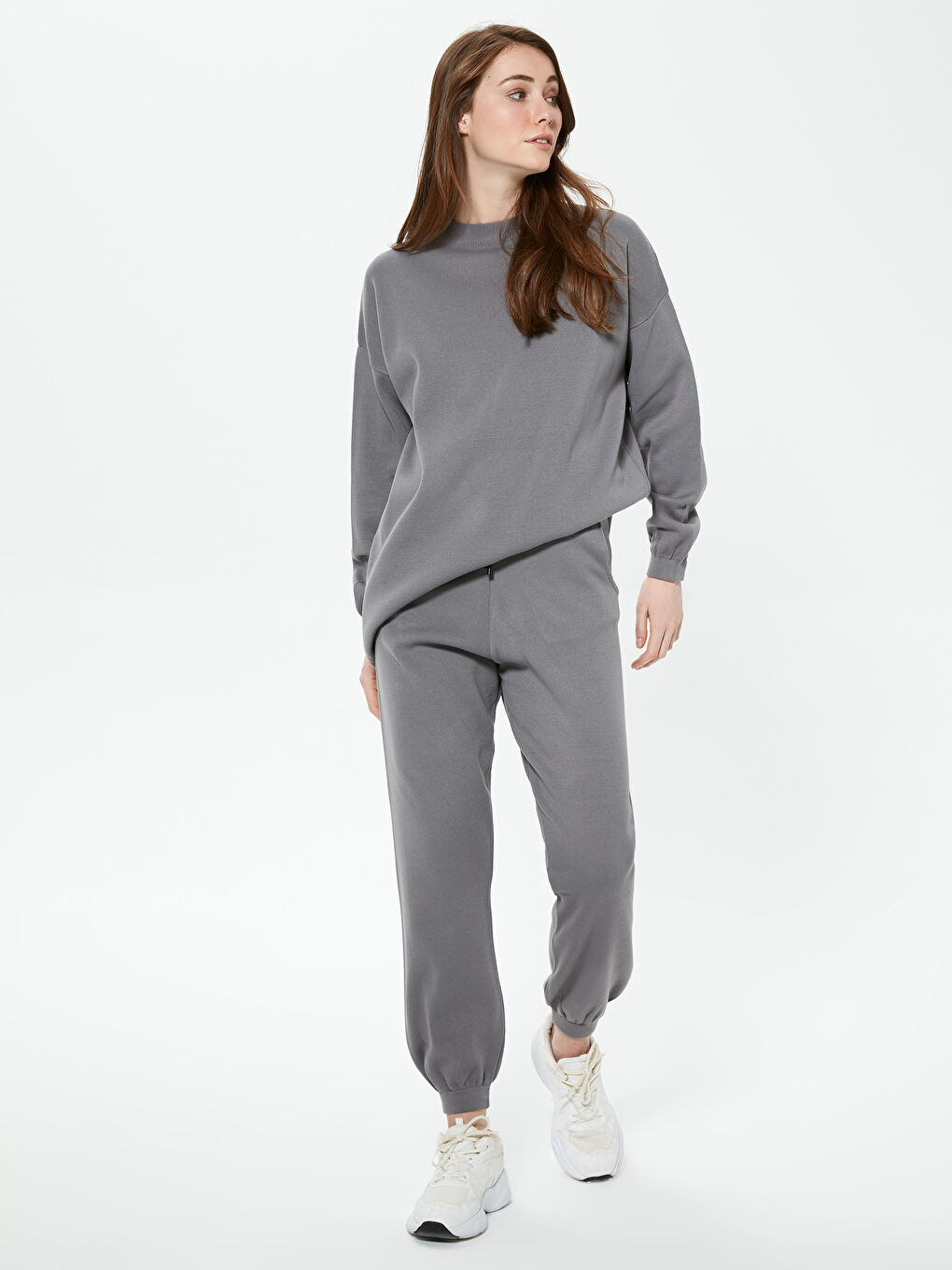 بنطلون تريكو بتفاصيل رباط على الوسط-9