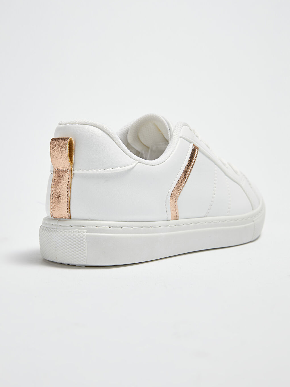 Beyaz Bağcıklı Kadın Spor Ayakkabı-4