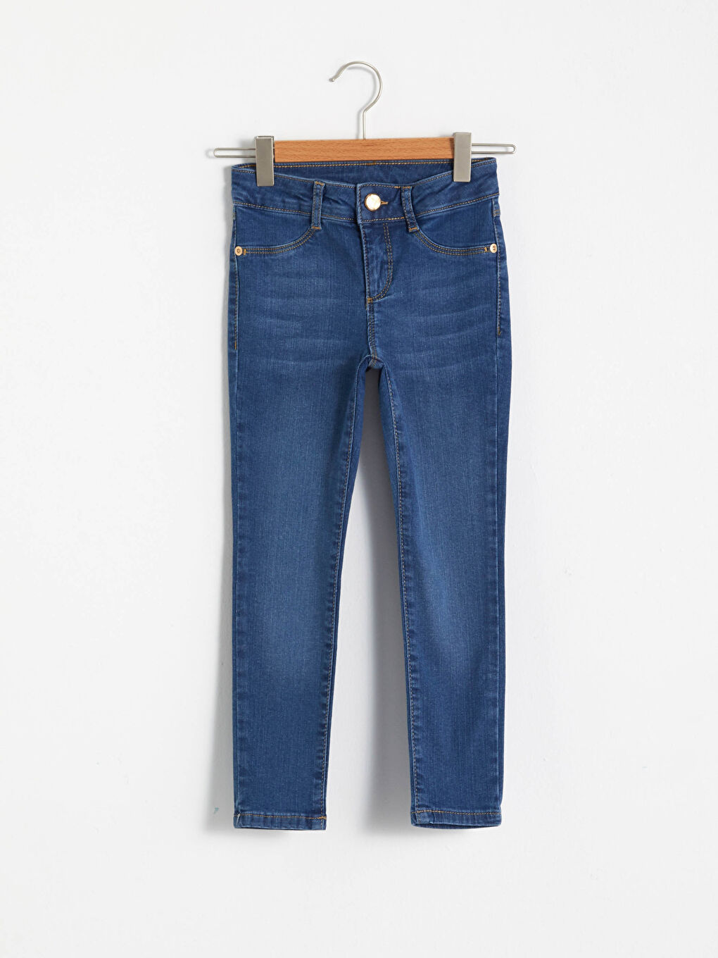 Қыздарға арналған тар джинс шалбар